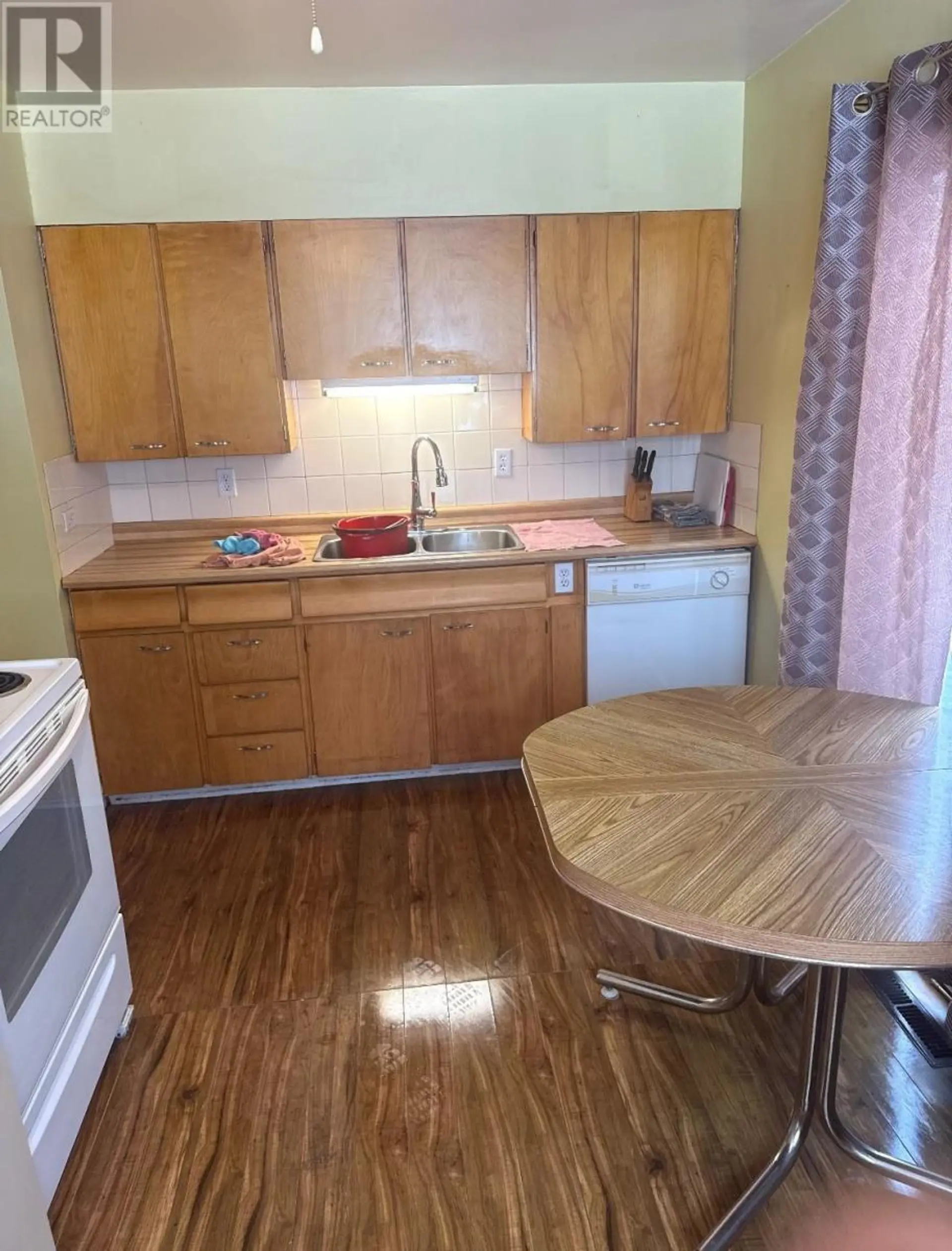 28 Warbler Drive - Image 8