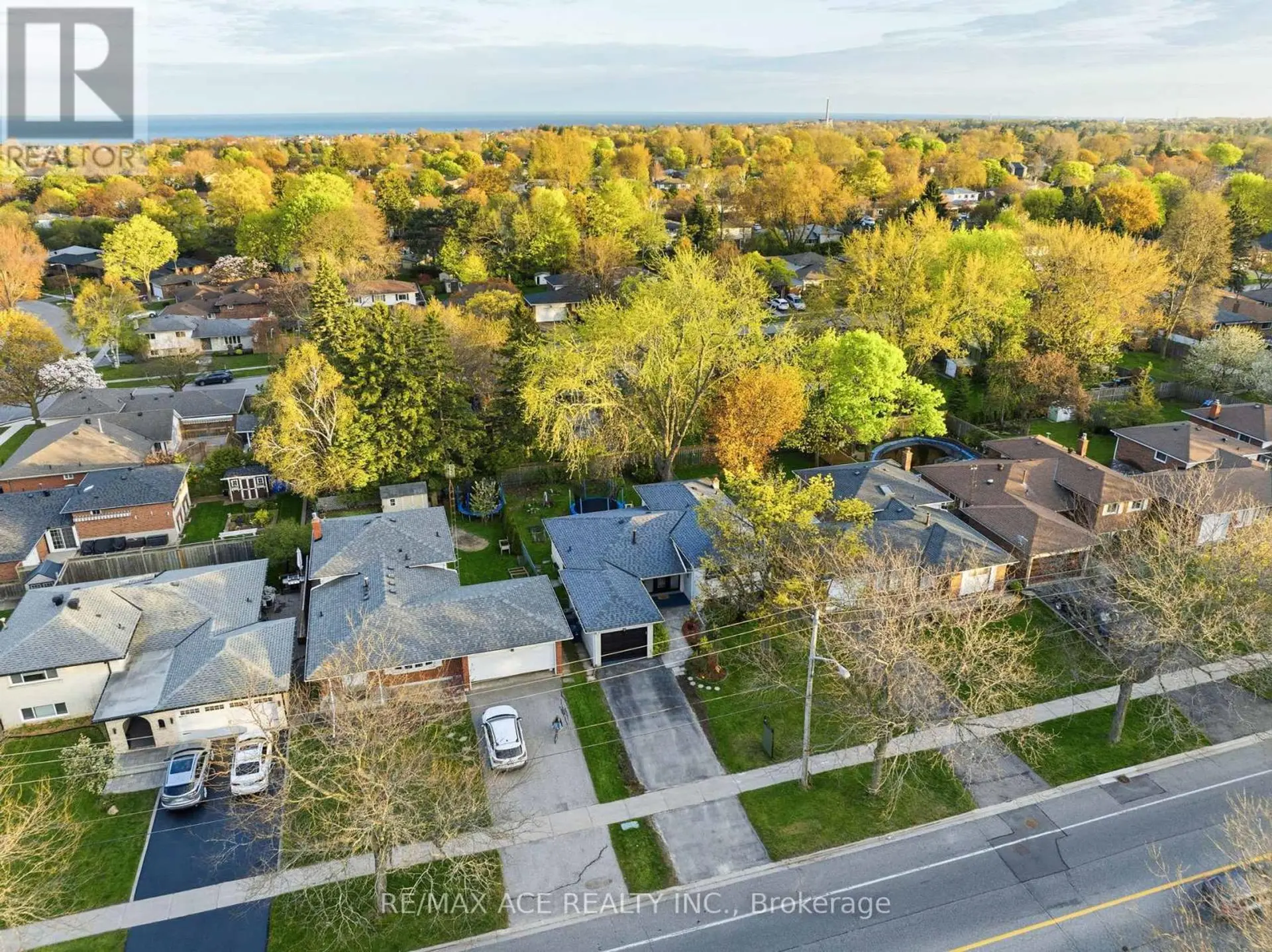 Property at 399 LAWSON ROAD, Toronto, ON