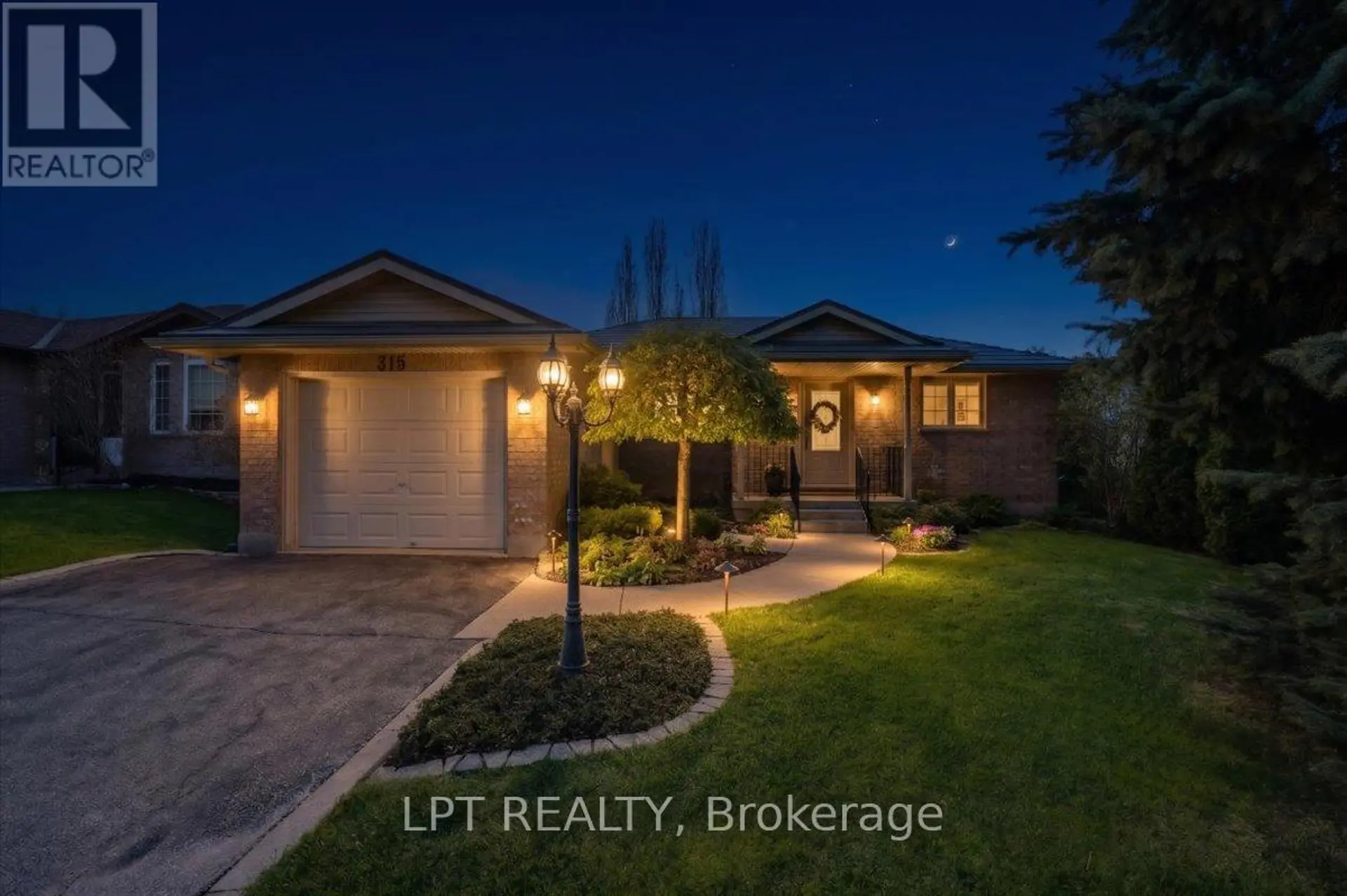 Property at 315 COLBORNE STREET, Centre Wellington, ON