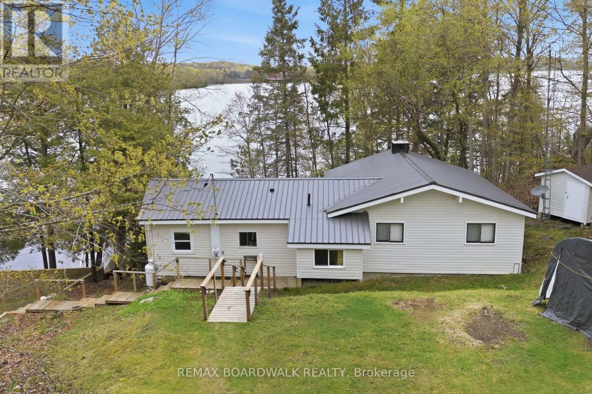 Property at 1091 BIG CLEAR LANE, Frontenac, ON