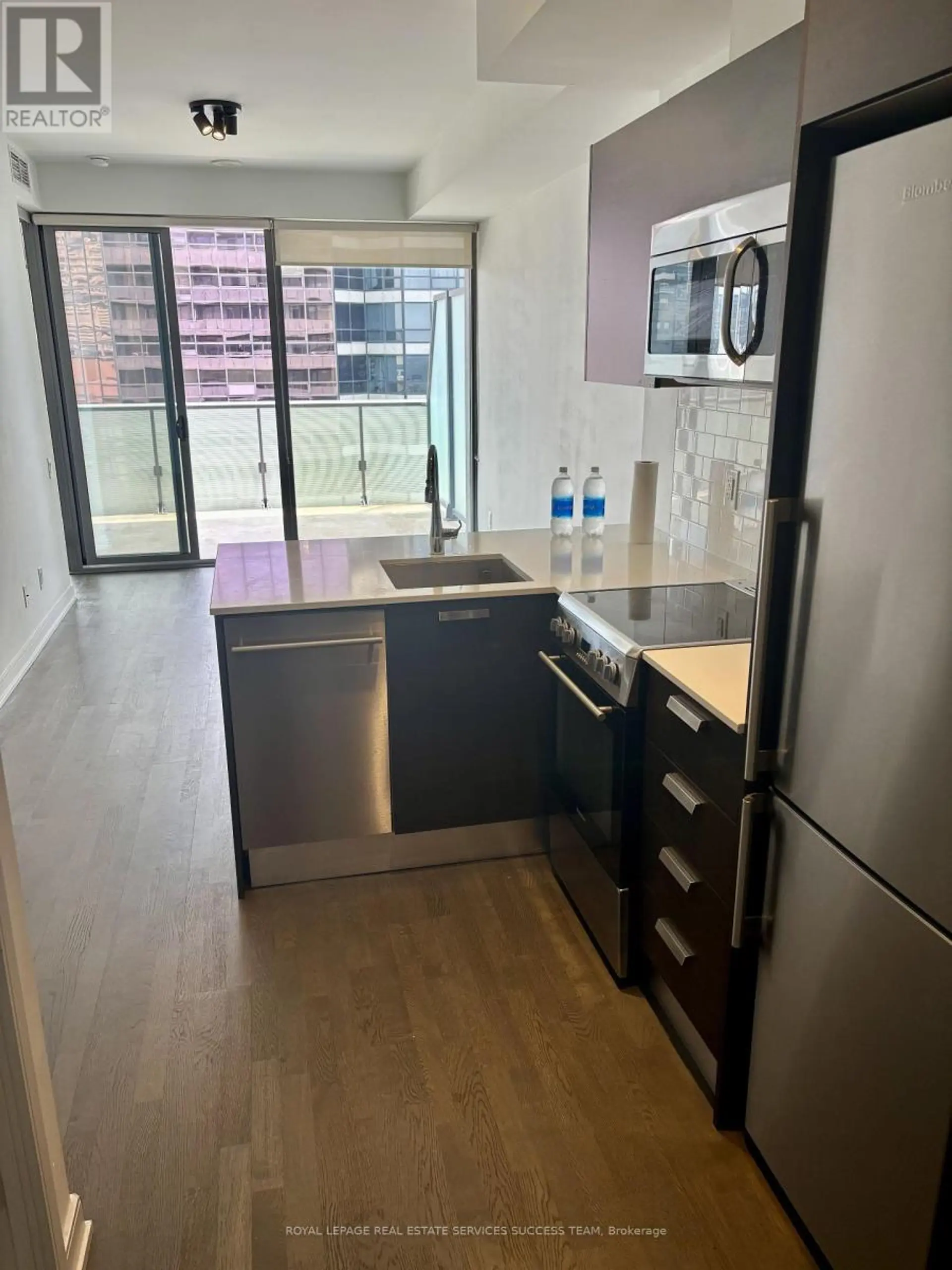 #2901 57 ST JOSEPH STREET - Image 6