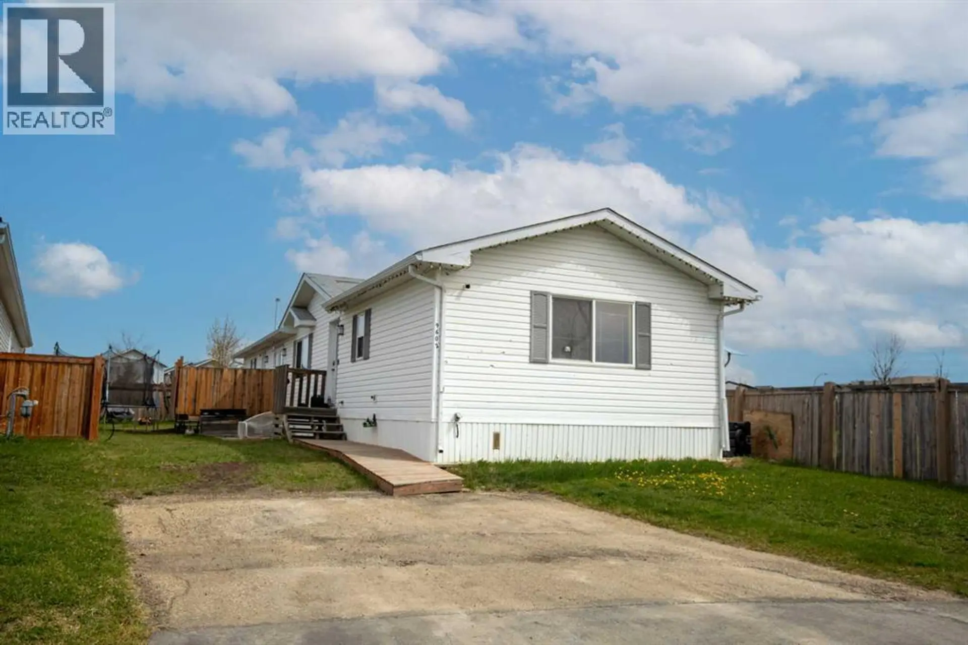 9602 112 Avenue - Image 1