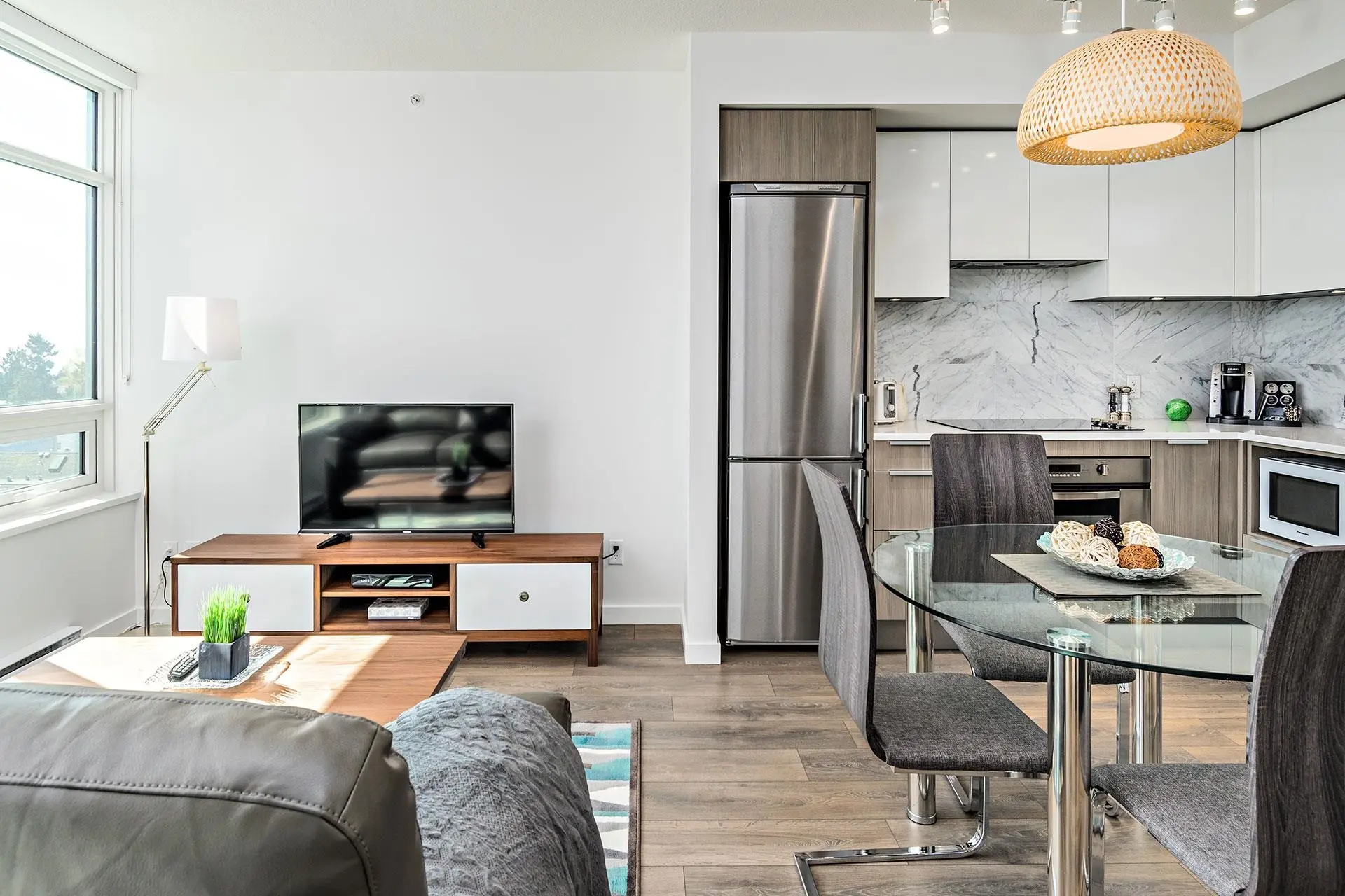 #603 6461 Telford Avenue - Image 4