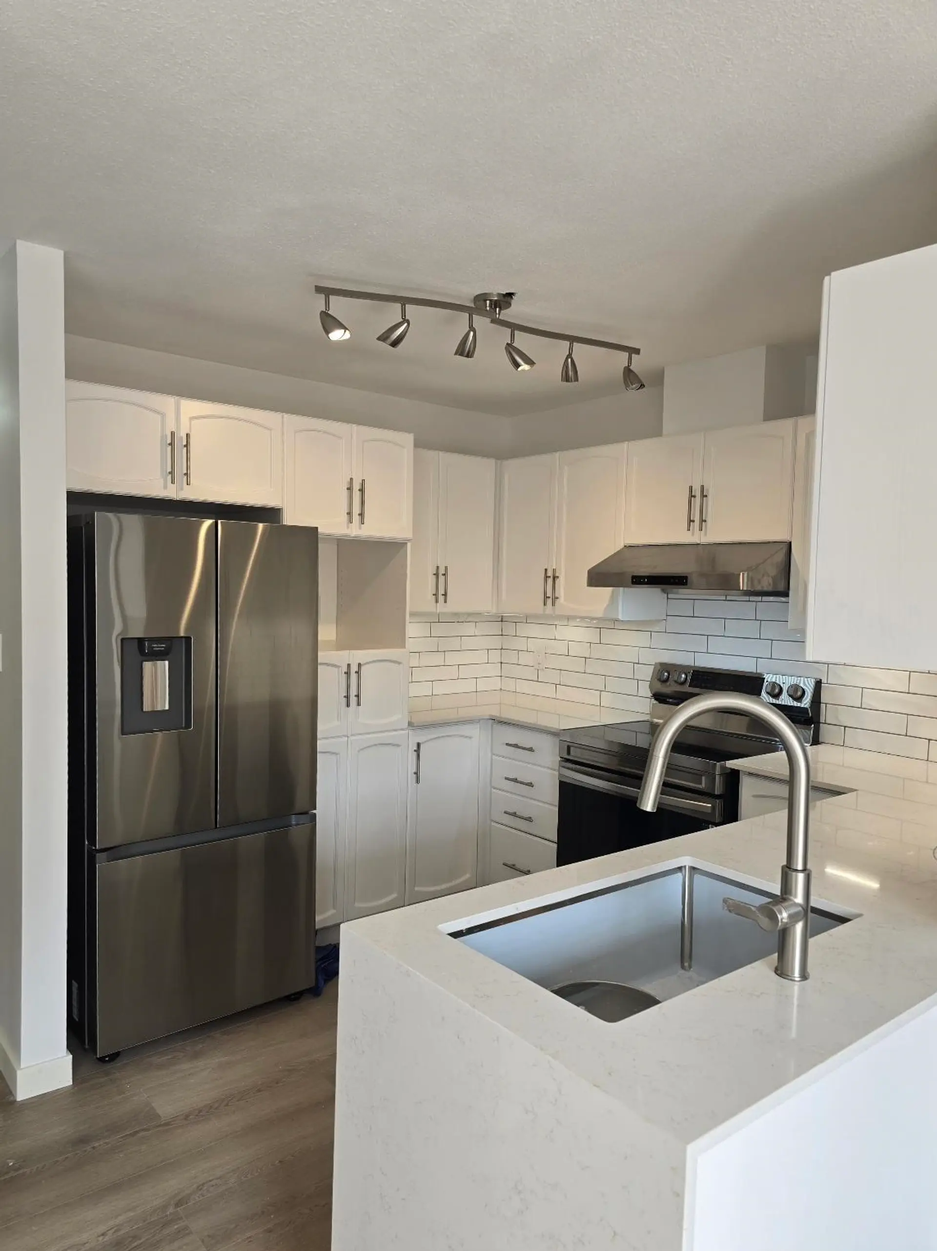 #31 11502 Burnett Street - Image 7