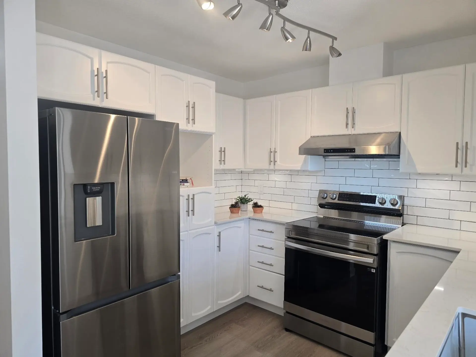 #31 11502 Burnett Street - Image 4