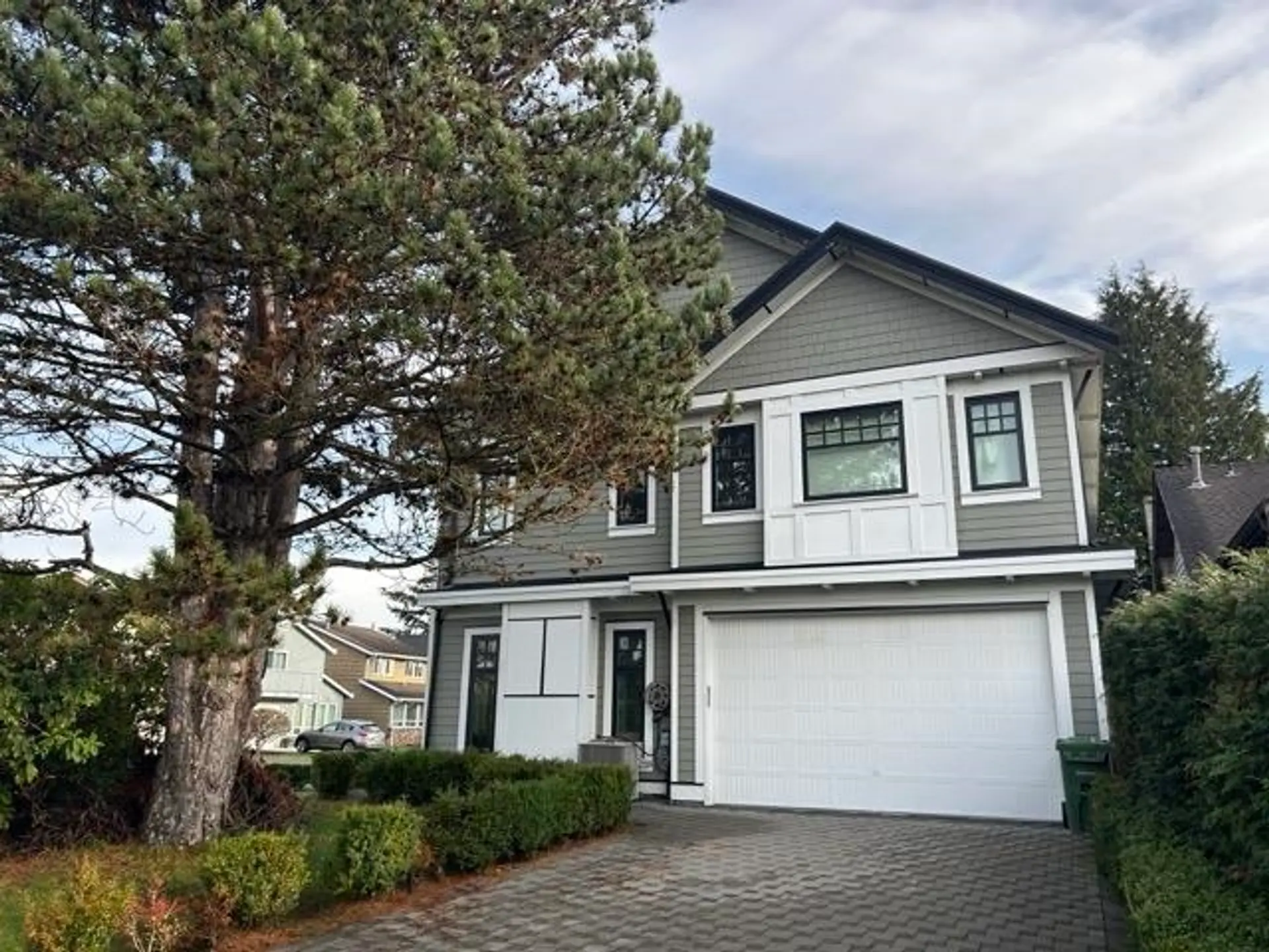 4128 Peterson Drive - Image 2