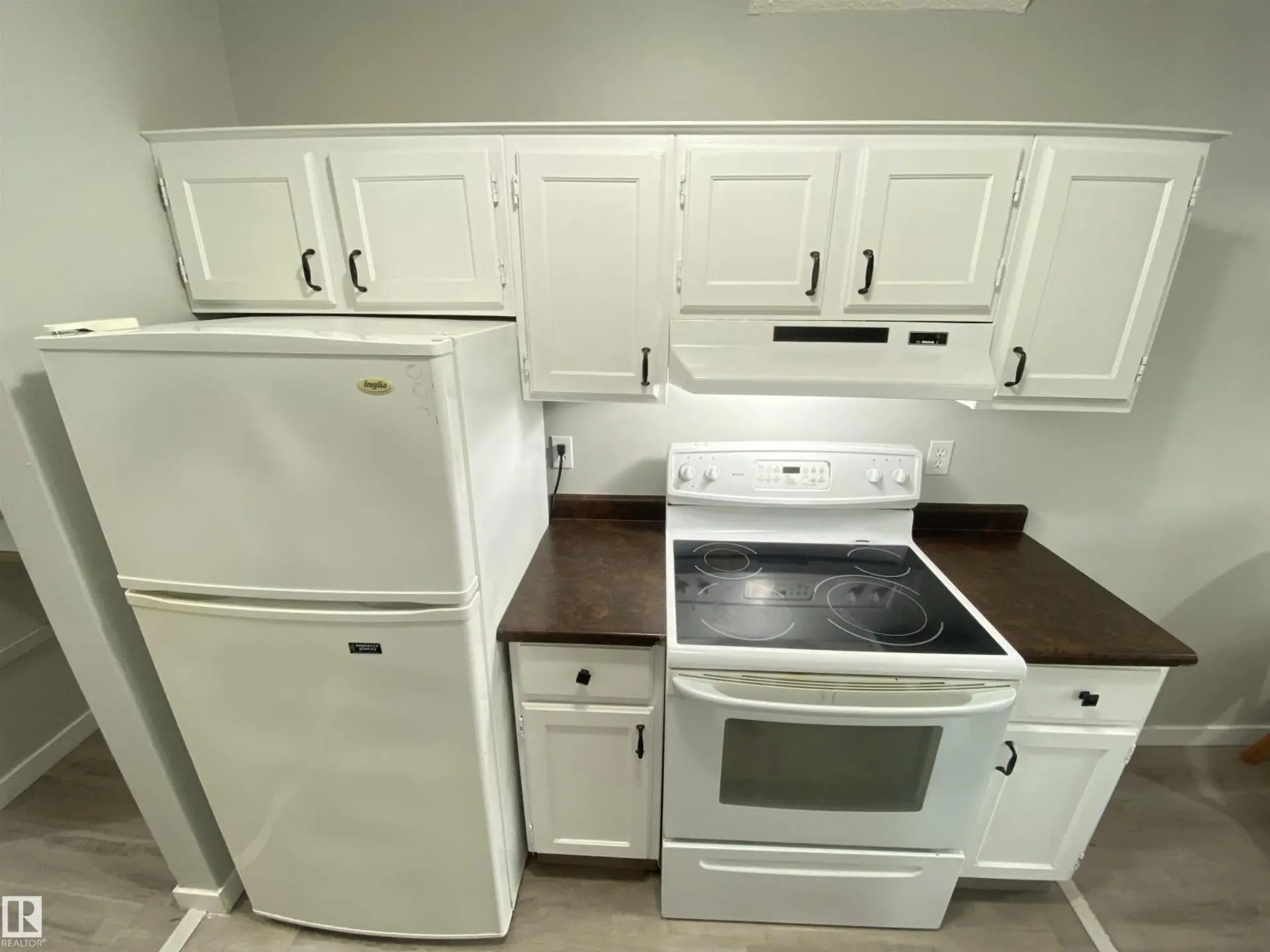 #302 10826 113 ST NW - Image 11