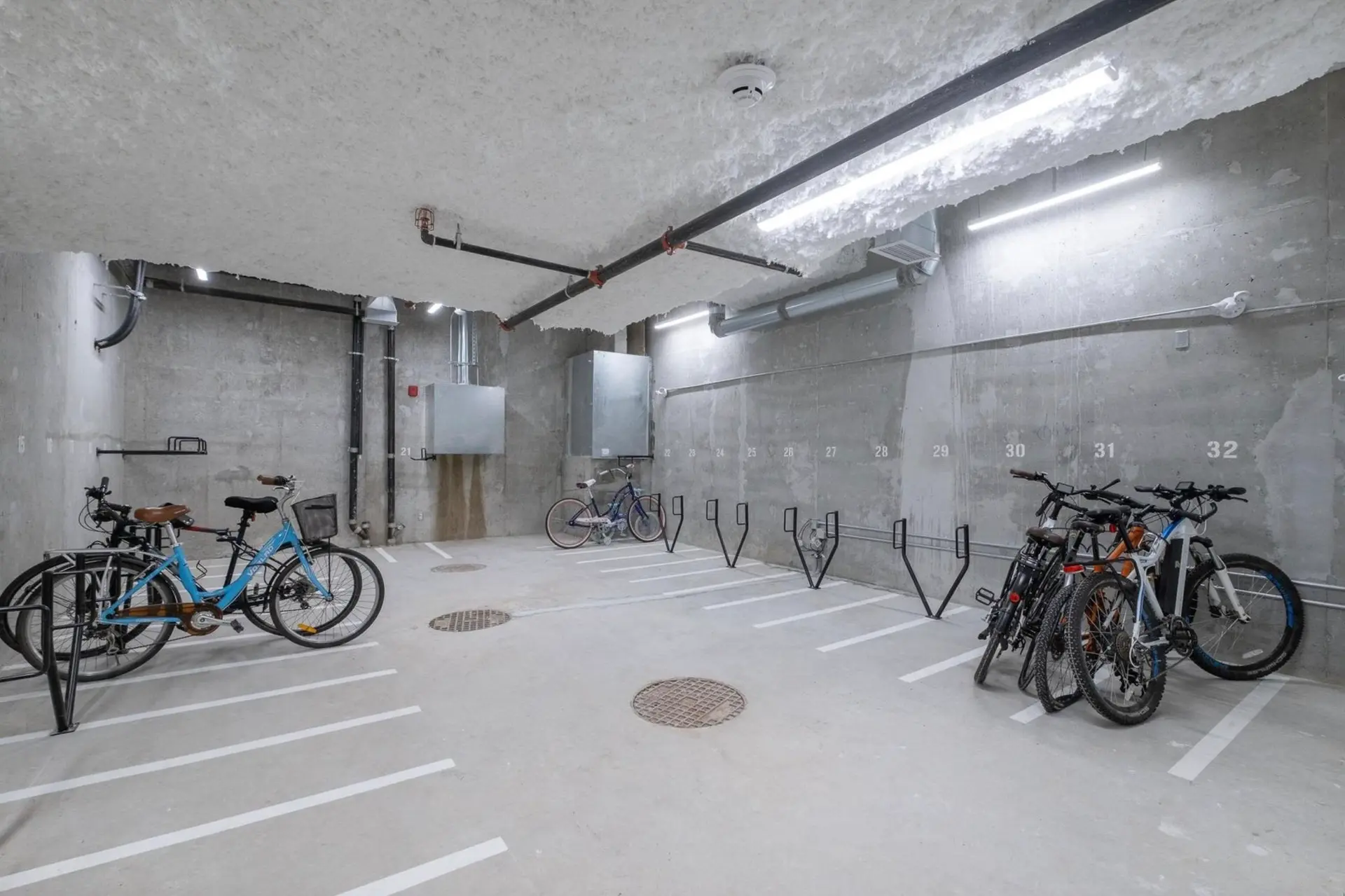 #302 2446 Shaughnessy Street - Image 16