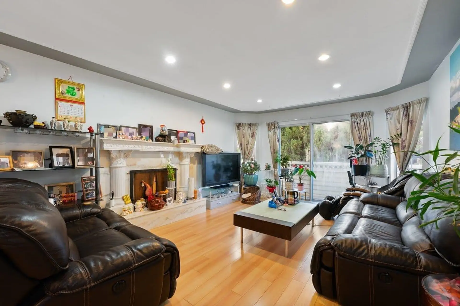 2663 E 41st Avenue - Image 2