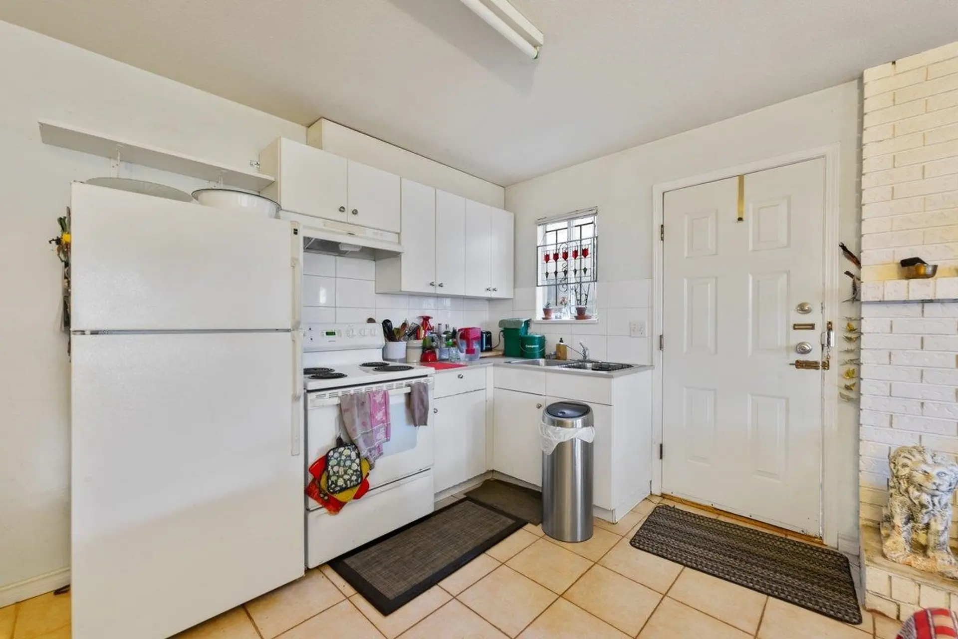 2663 E 41st Avenue - Image 12