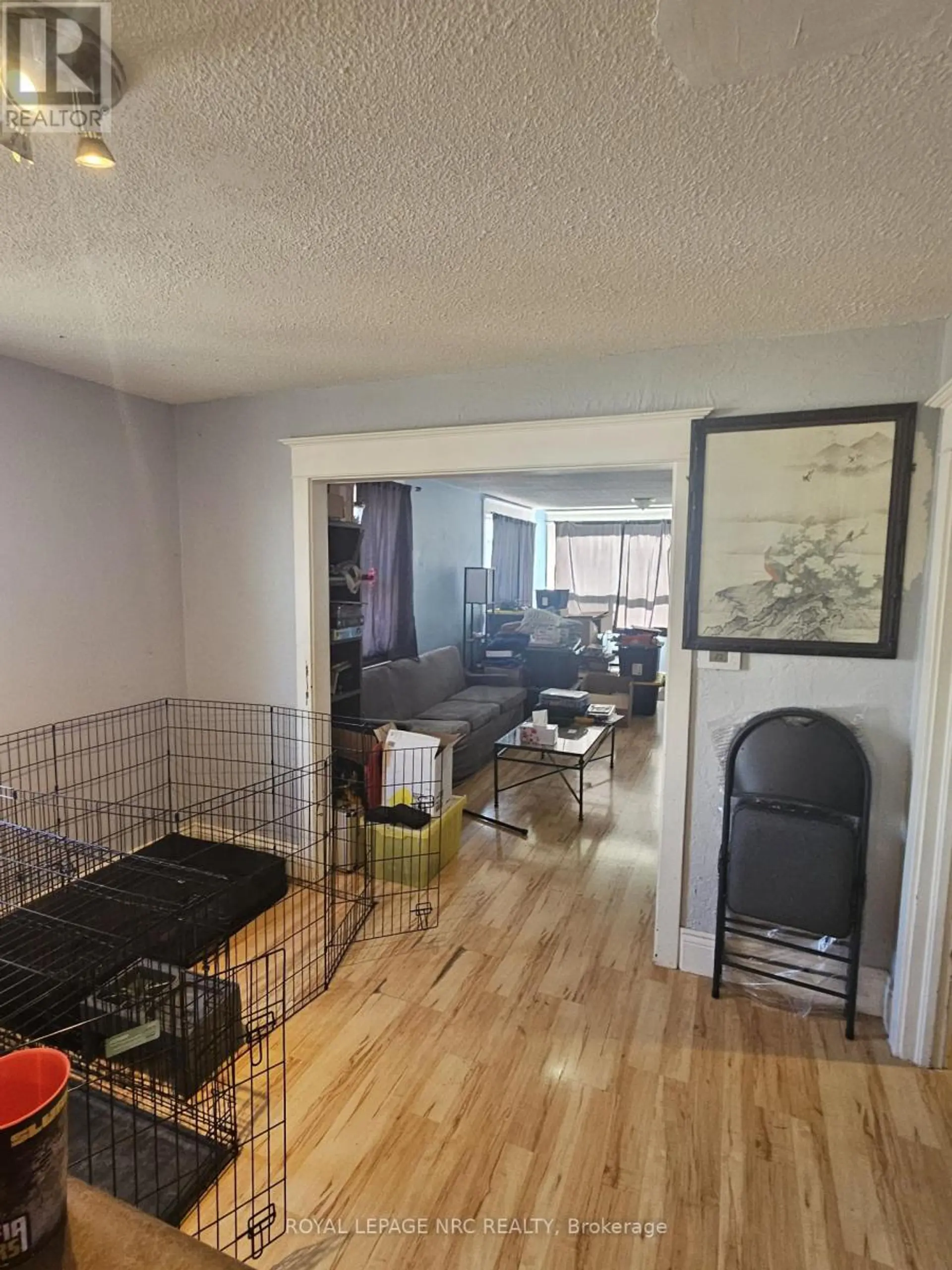 176 PINE STREET S - Image 4