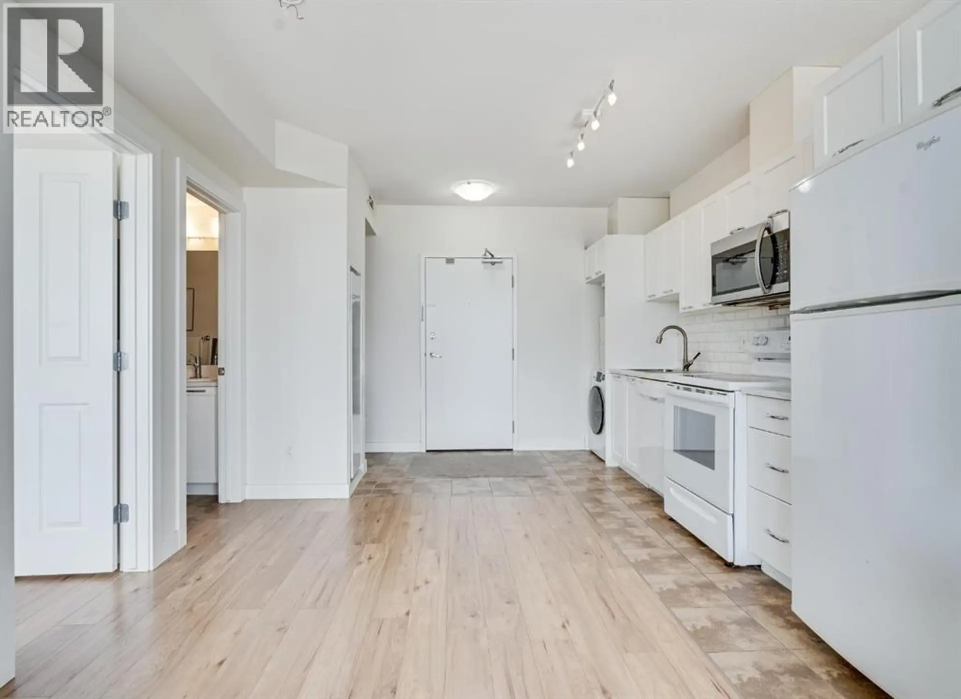 #1410 3830 Brentwood Road NW - Image 7