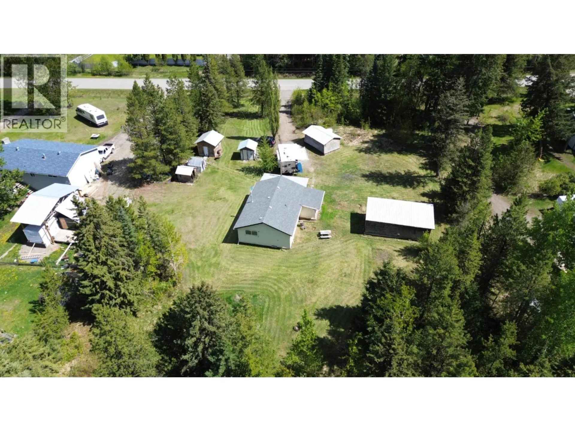 3949 SCHEMENAUR ROAD - Image 2