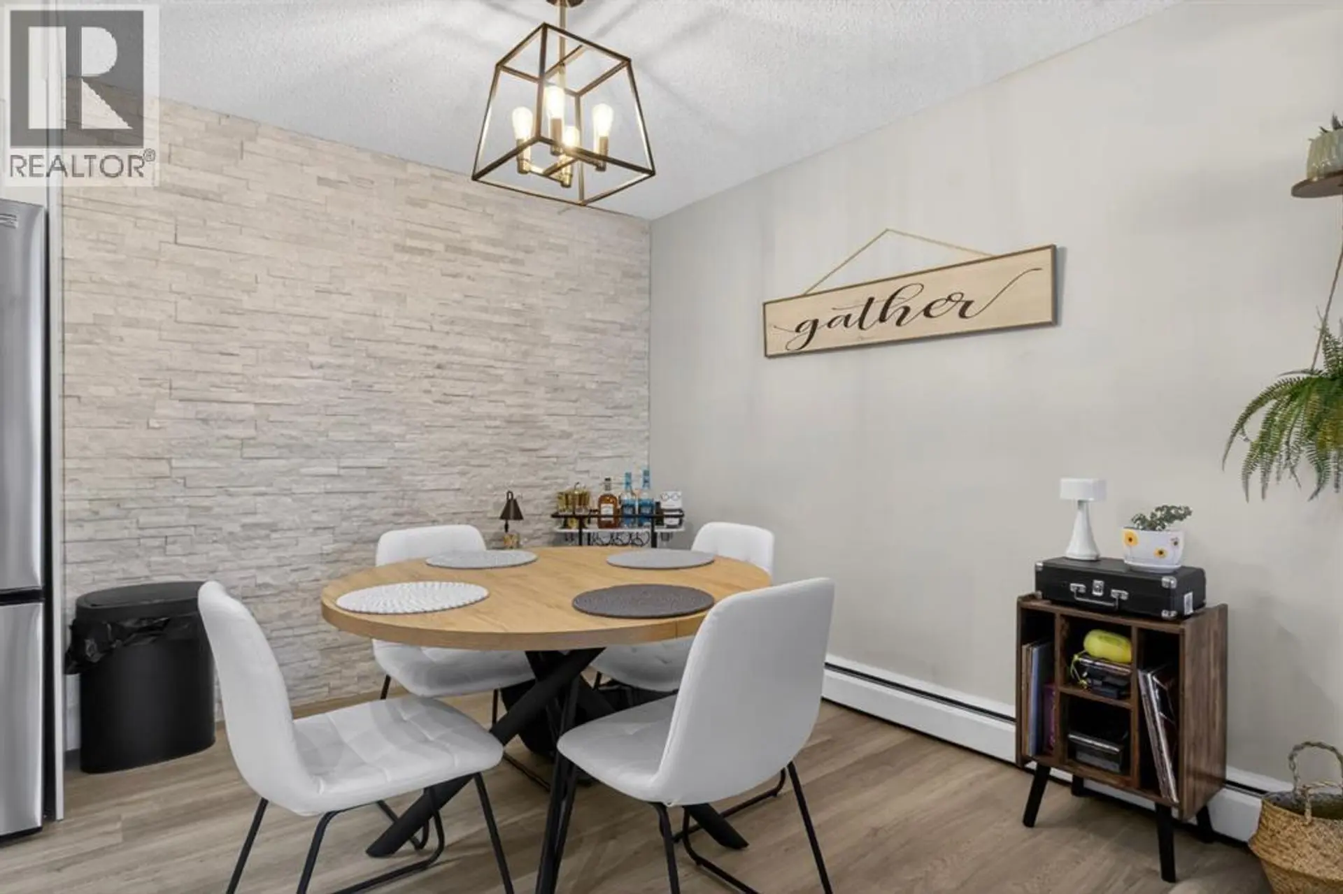 #79 3809 45 Street SW - Image 6