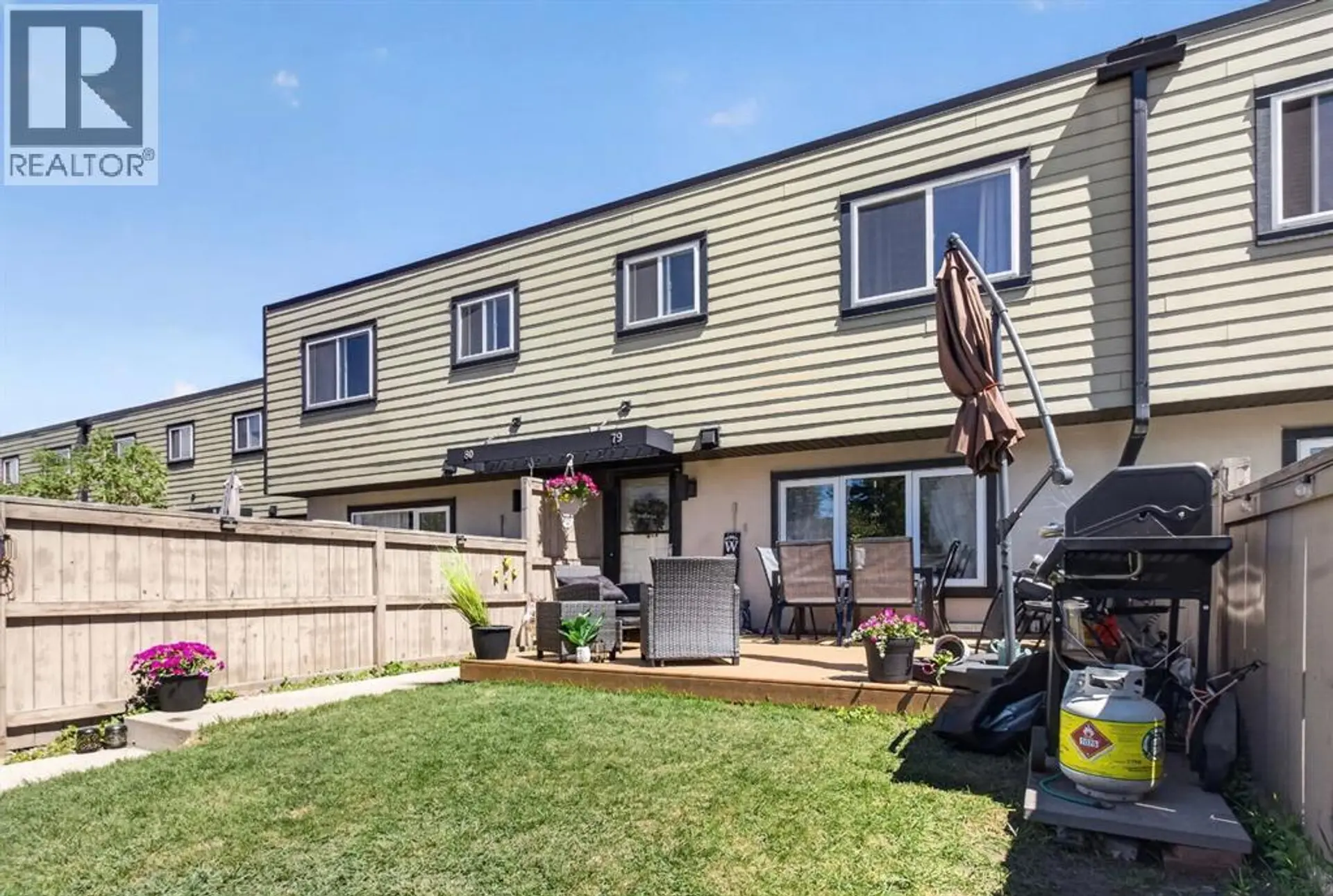 #79 3809 45 Street SW - Image 20