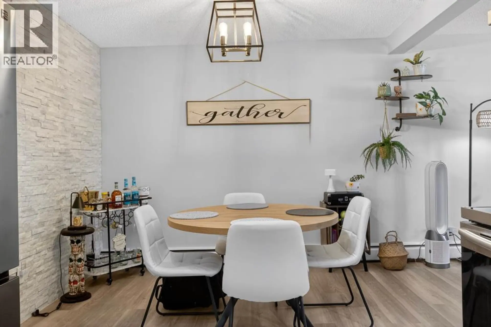 #79 3809 45 Street SW - Image 19