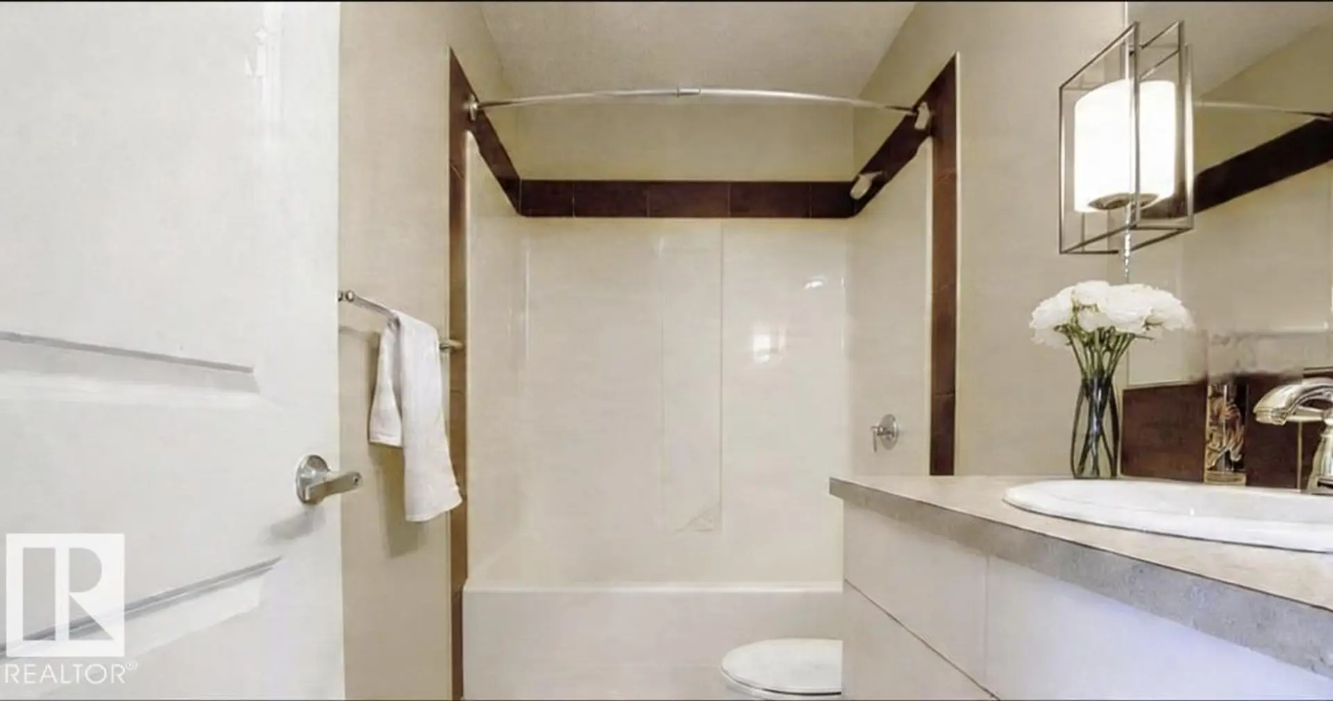 225 51A ST SW - Image 5