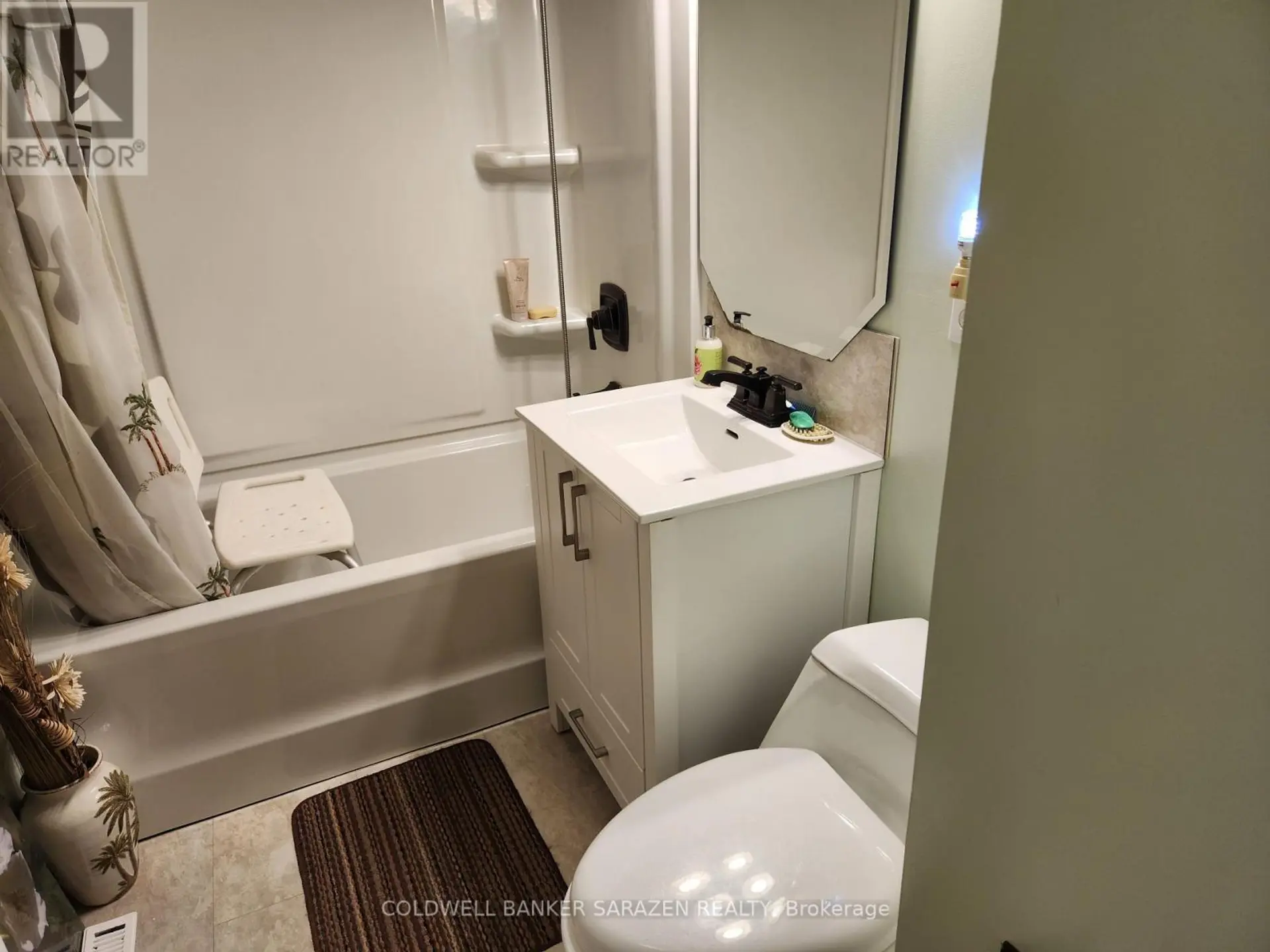 44 THIRD AVENUE - Image 12