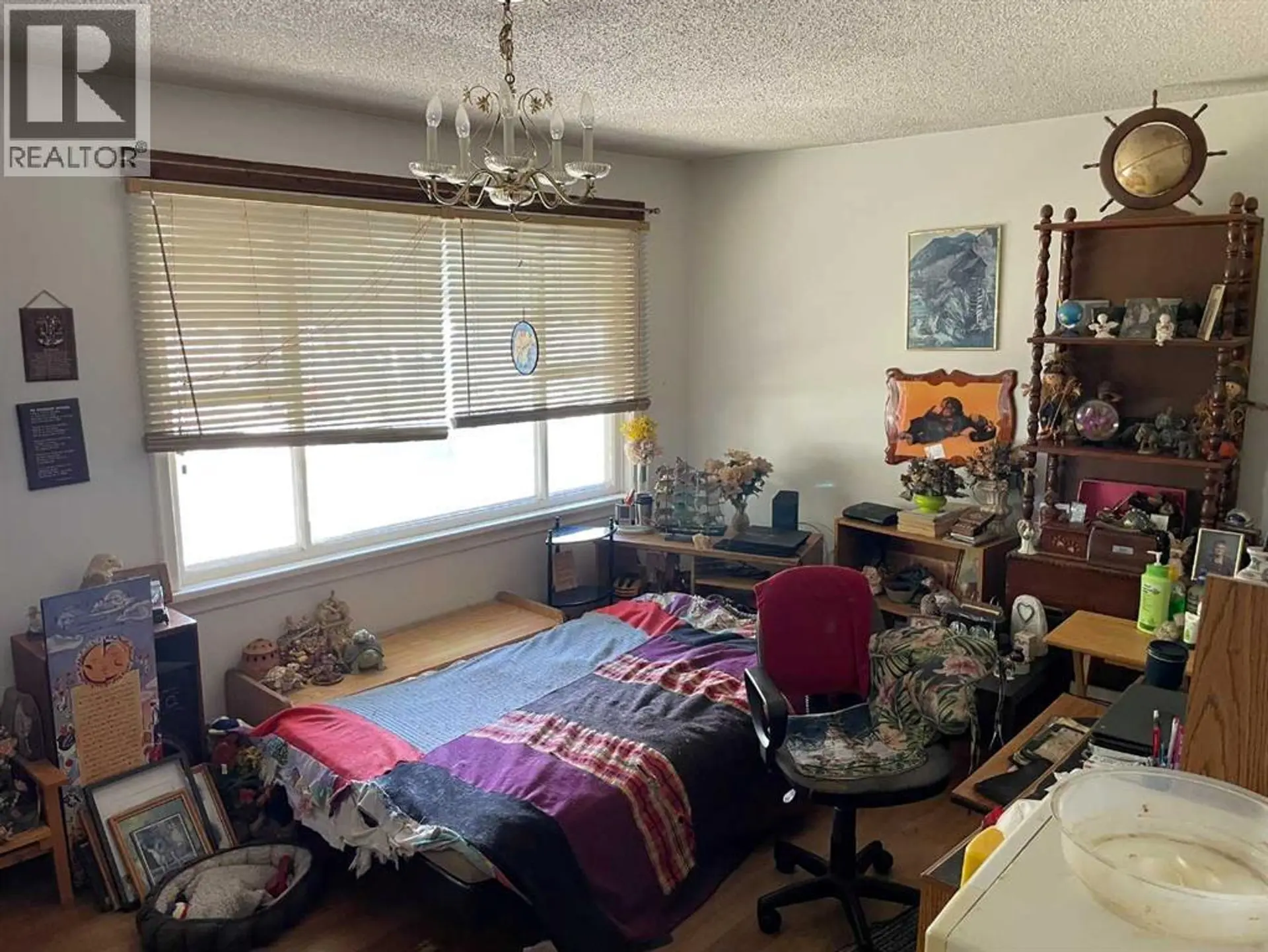 3409 52 Avenue - Image 4