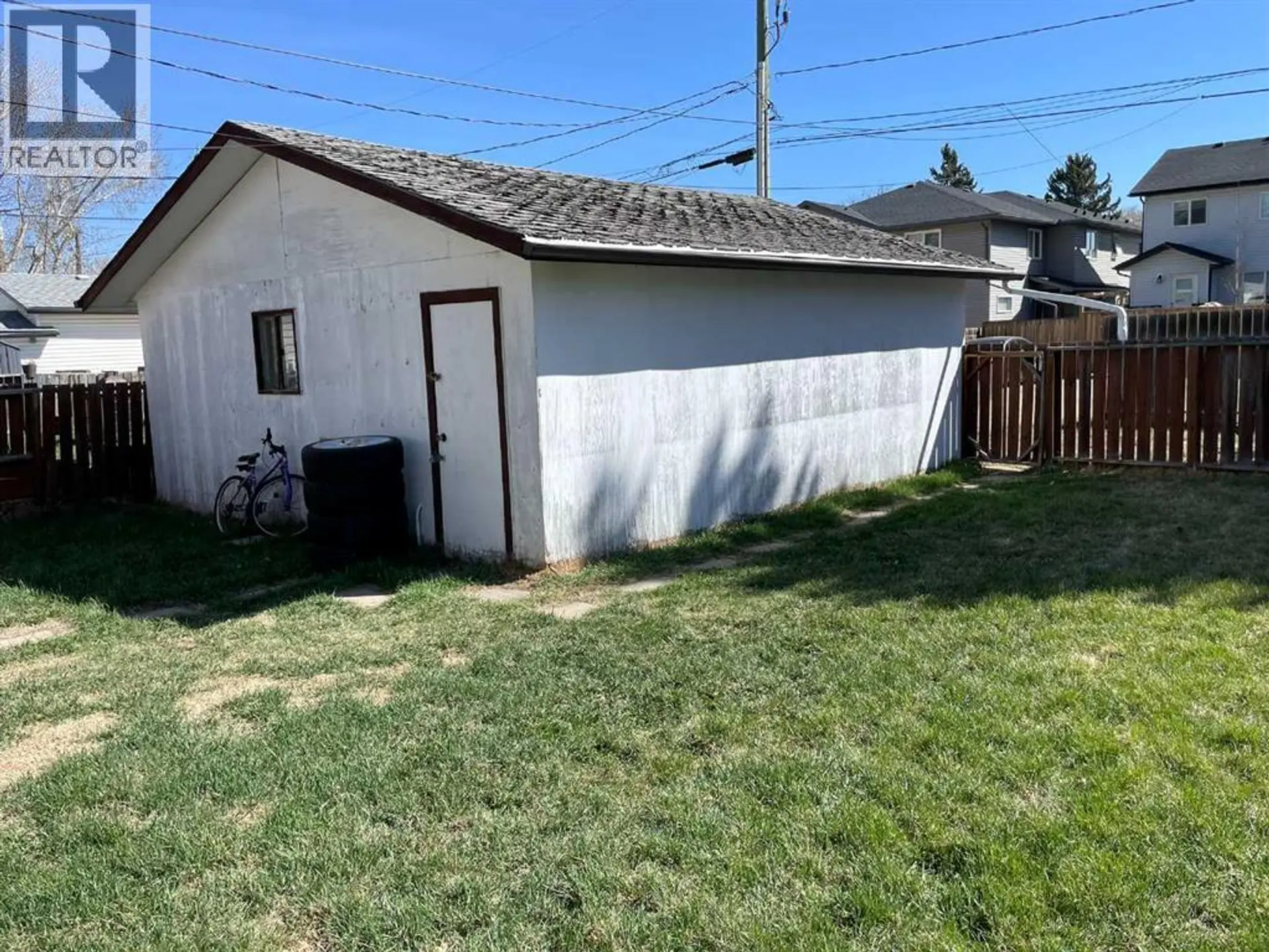 3409 52 Avenue - Image 11
