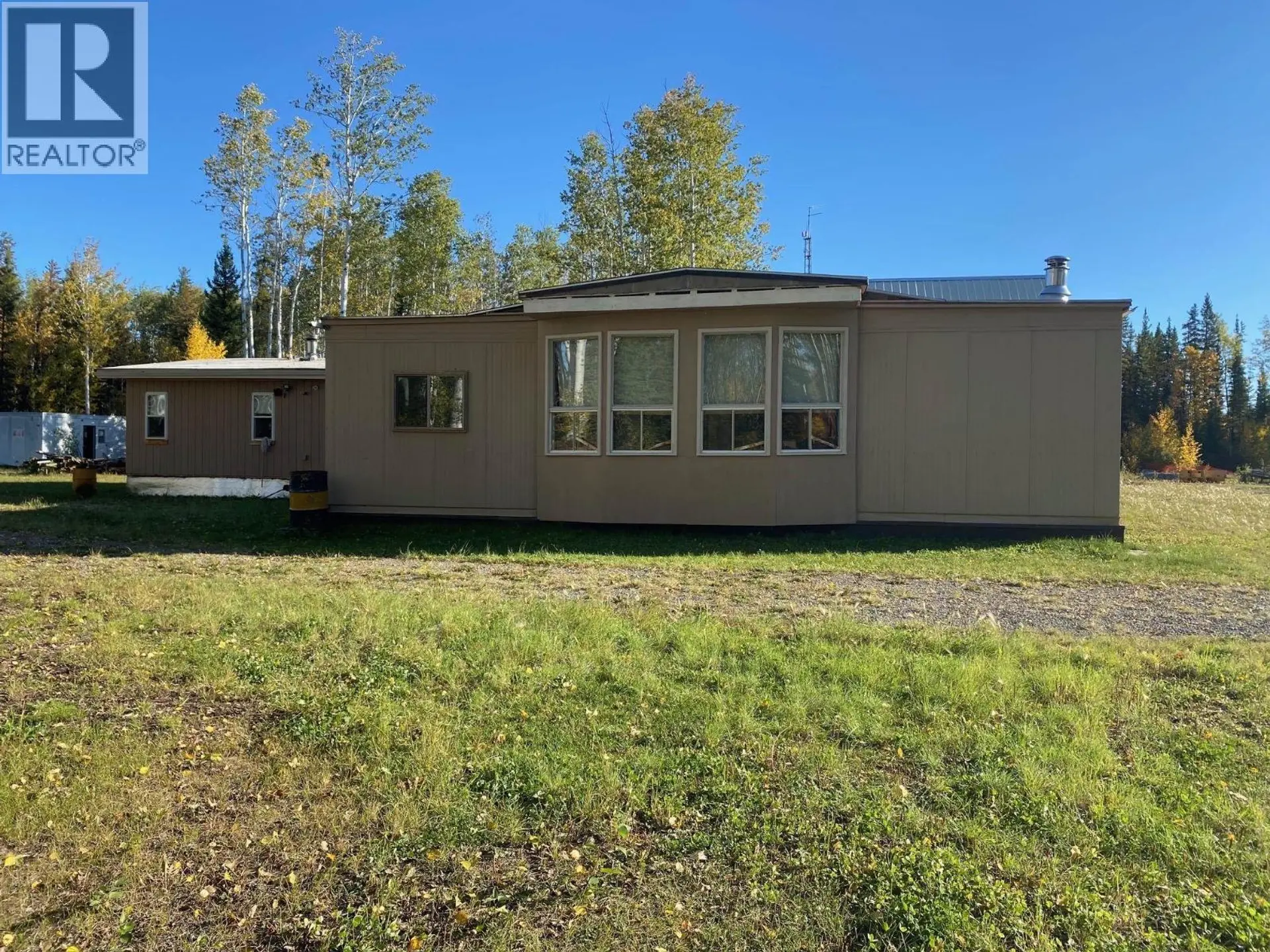 #MILE 317 LIARD HIGHWAY - Image 2