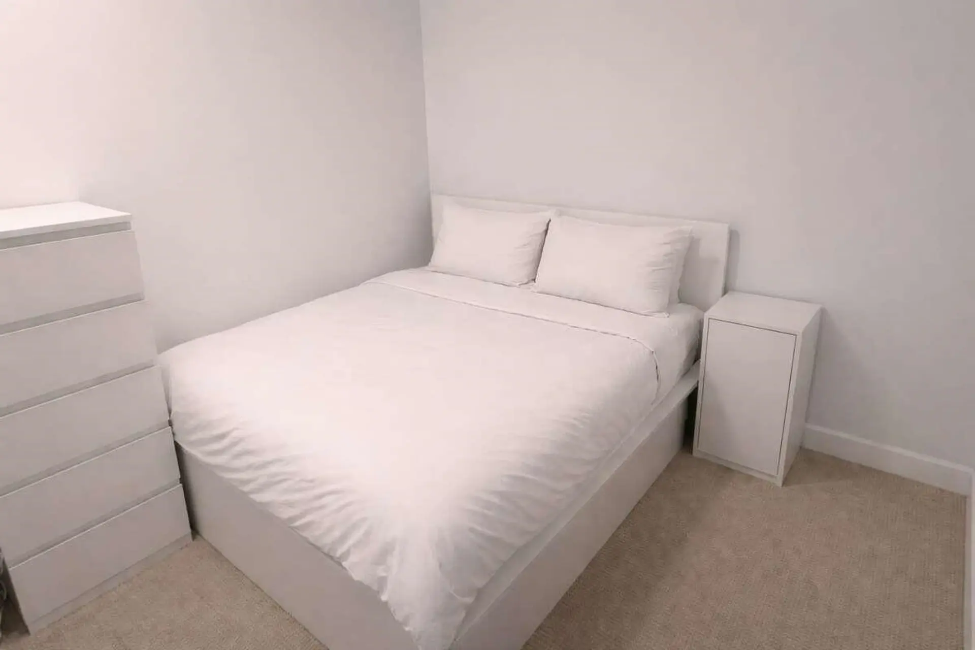 #405 5889 Irmin Street - Image 4