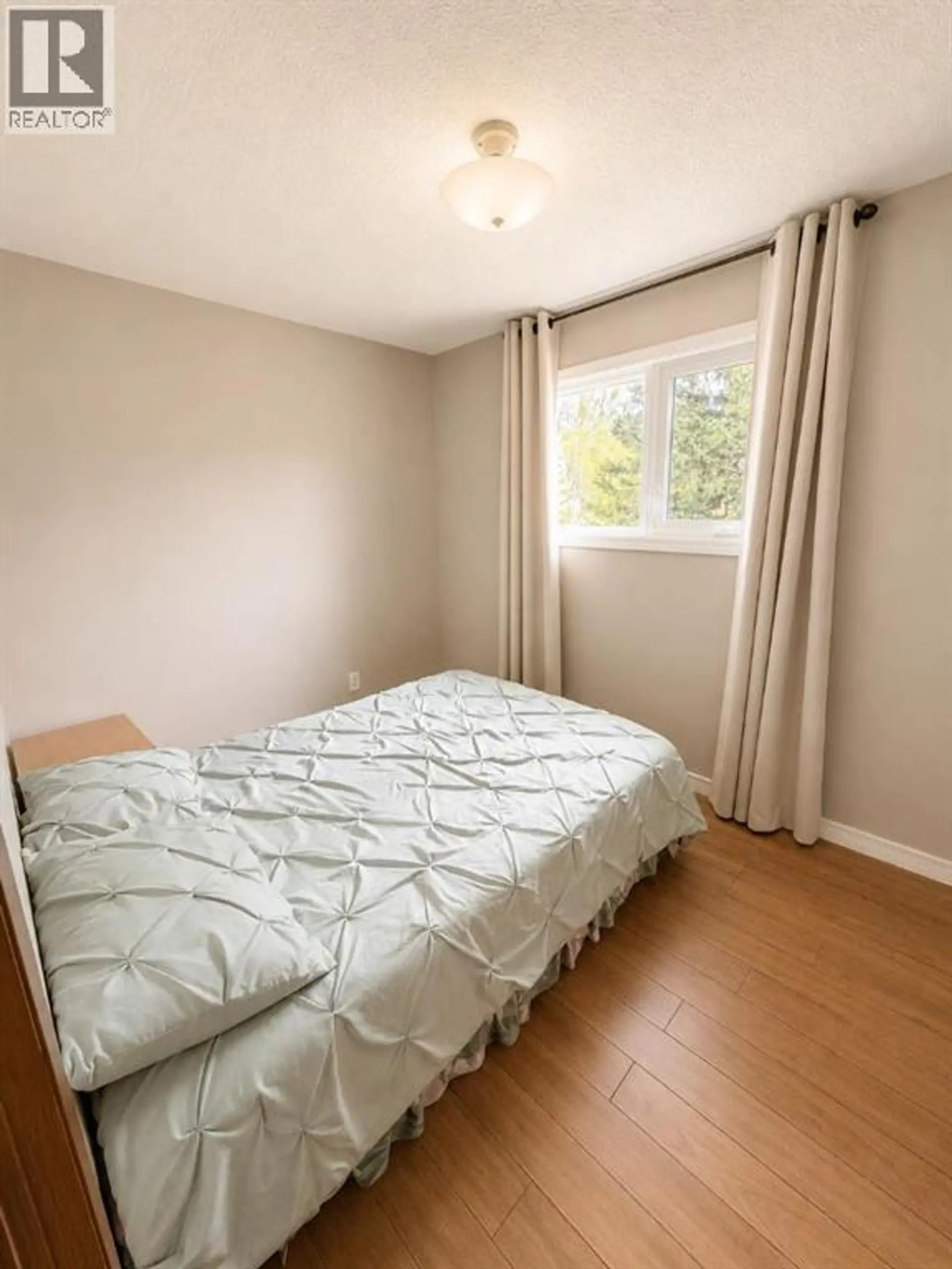 10702 104 Avenue - Image 10