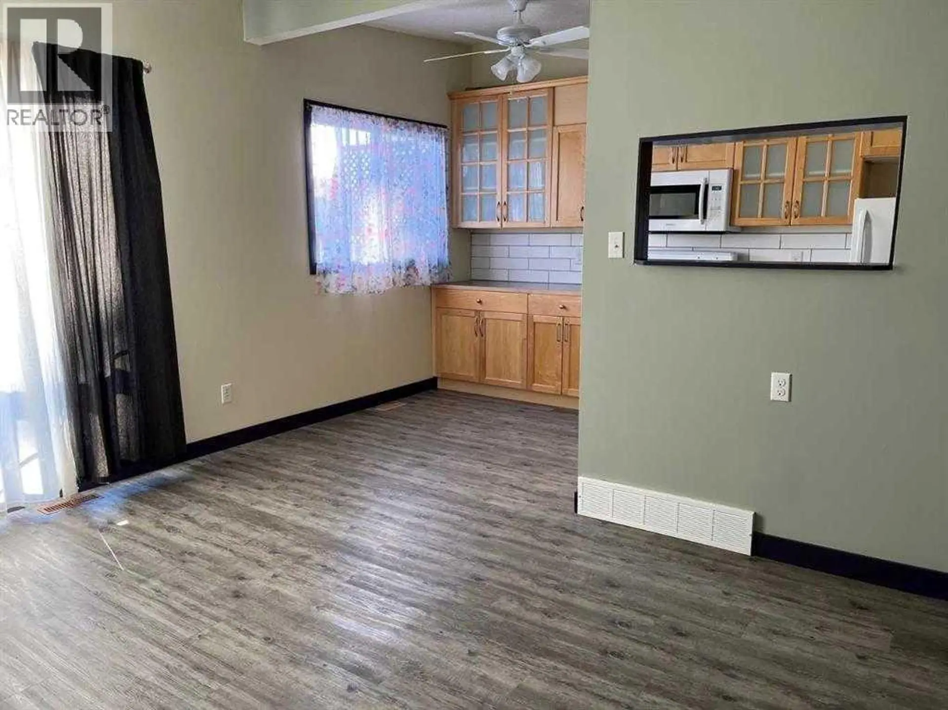 5906 60 Street - Image 8
