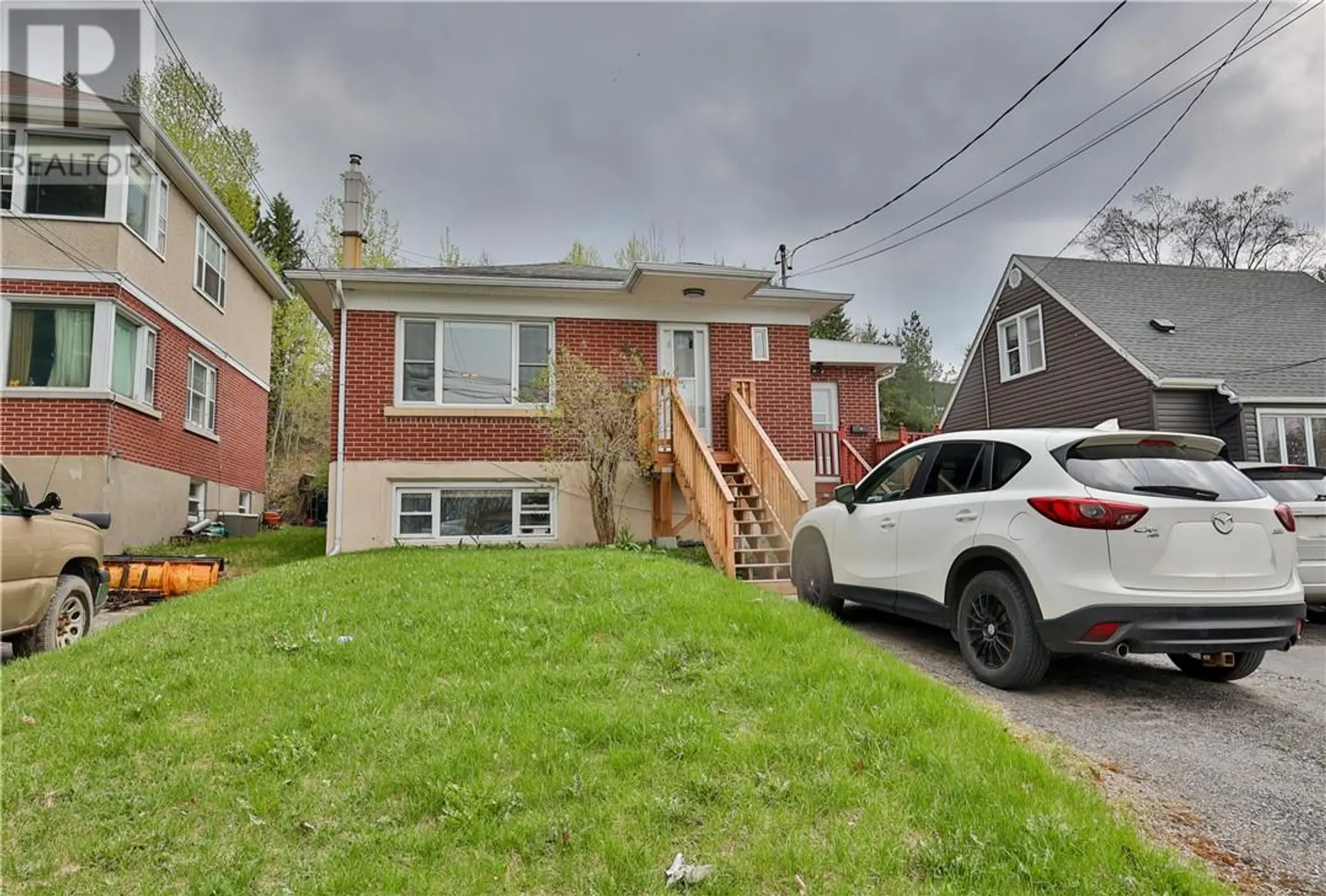 401 York Street - Image 1