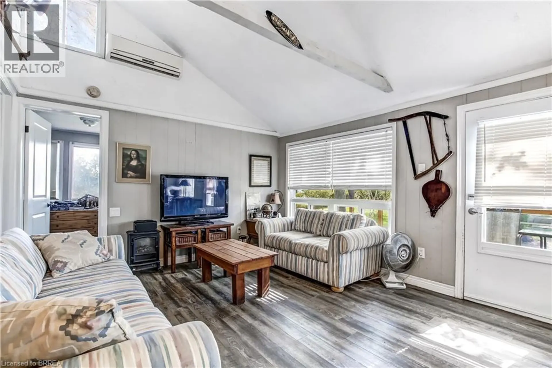 4 TYLER Street - Image 3