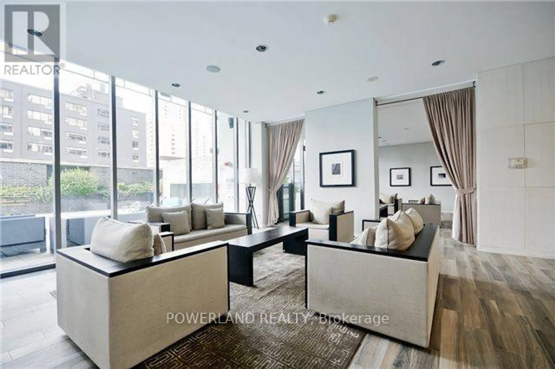 #2601 33 CHARLES STREET E - Image 20