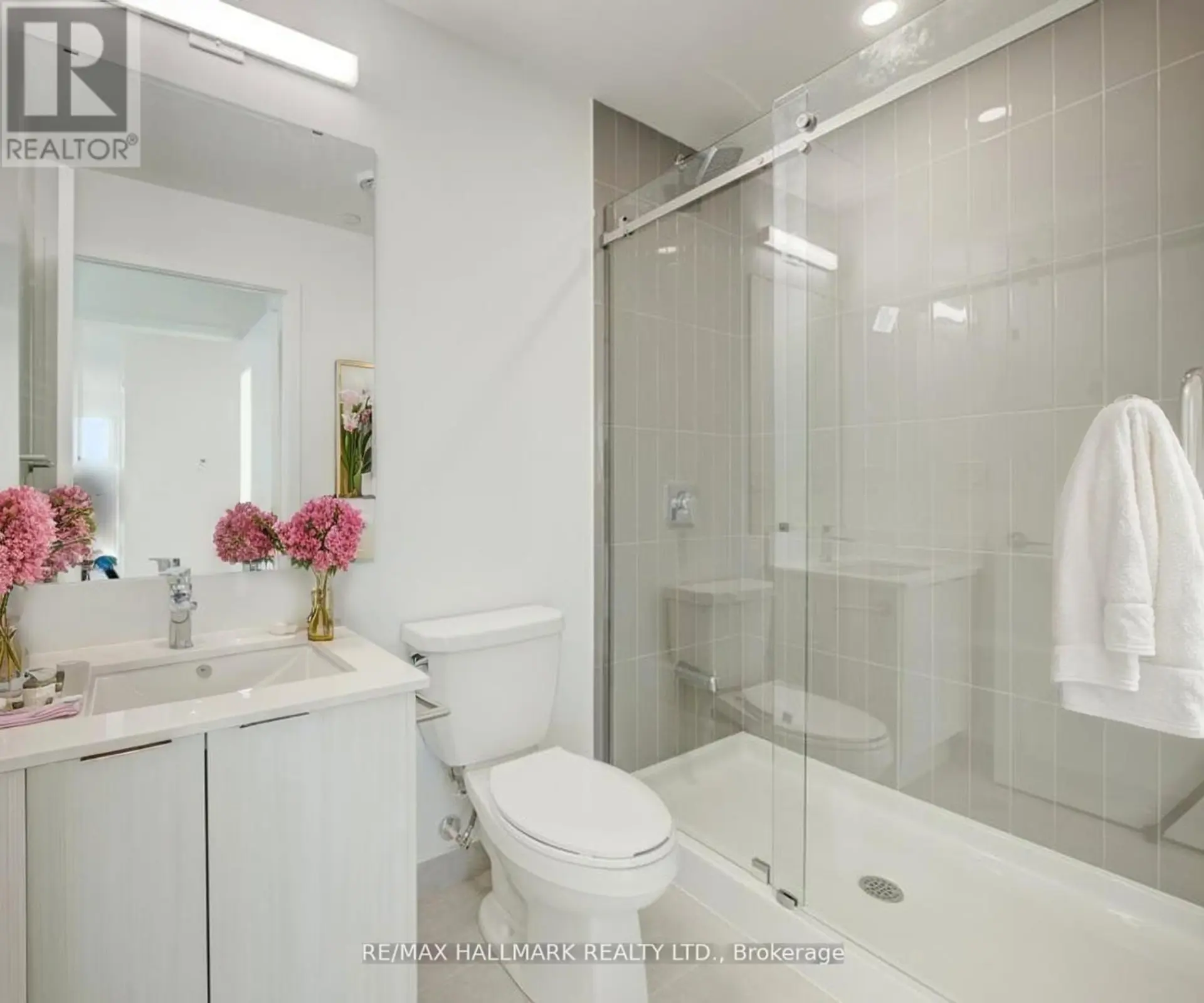 #408 225 MALTA AVENUE S - Image 7