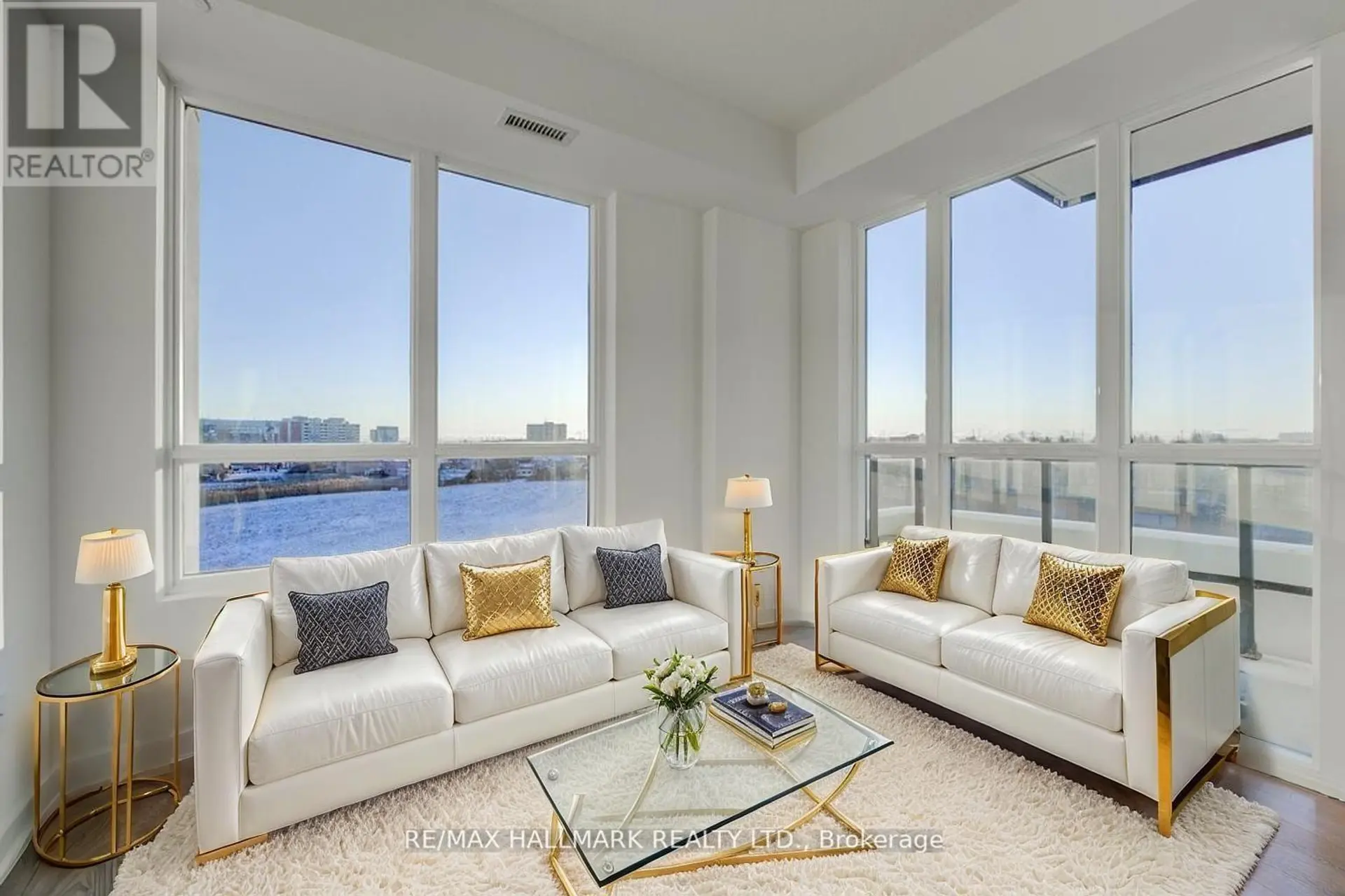 #408 225 MALTA AVENUE S - Image 3