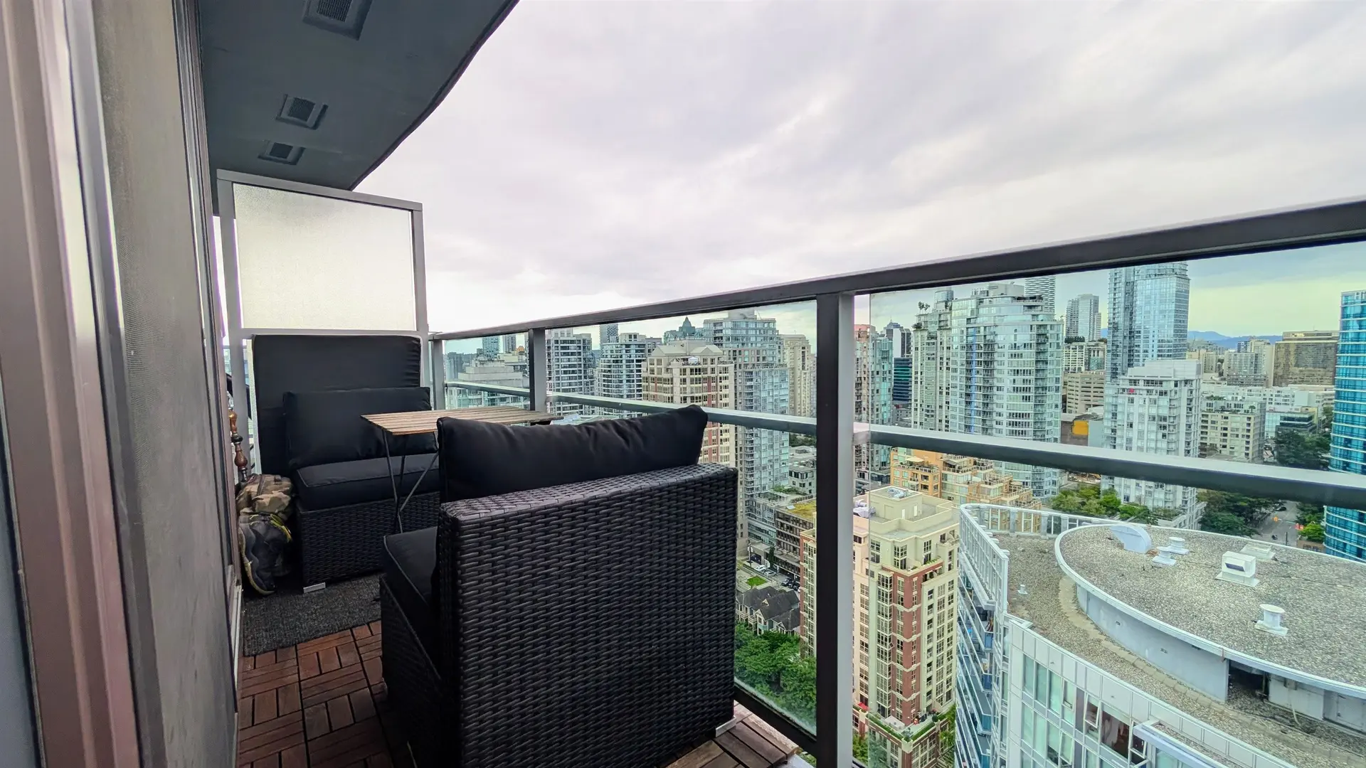#3301 233 Robson Street - Image 19