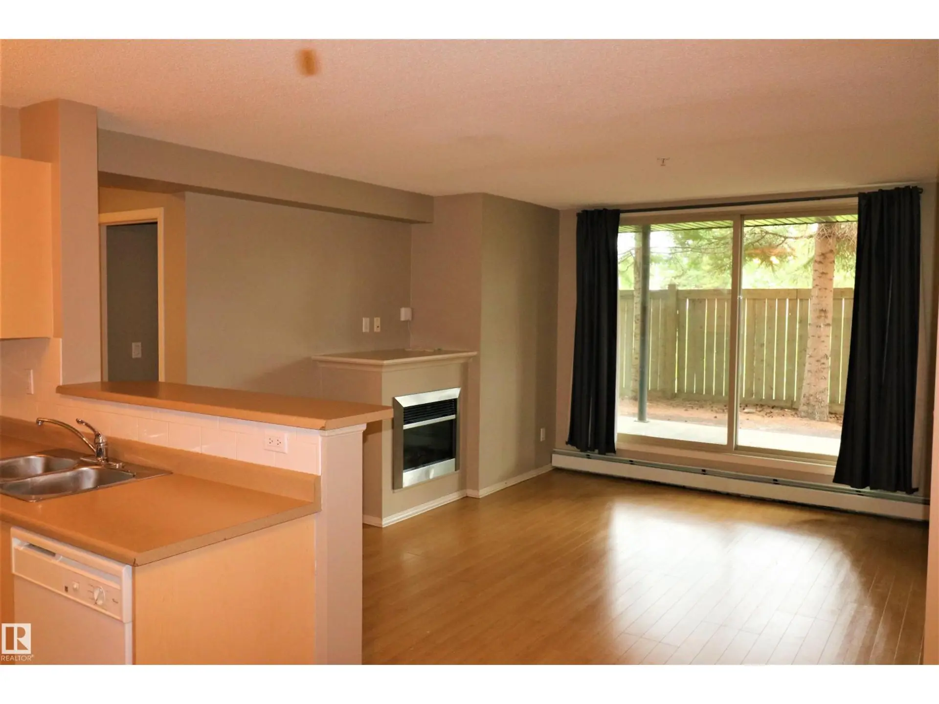 #117 17003 67 AV NW - Image 5