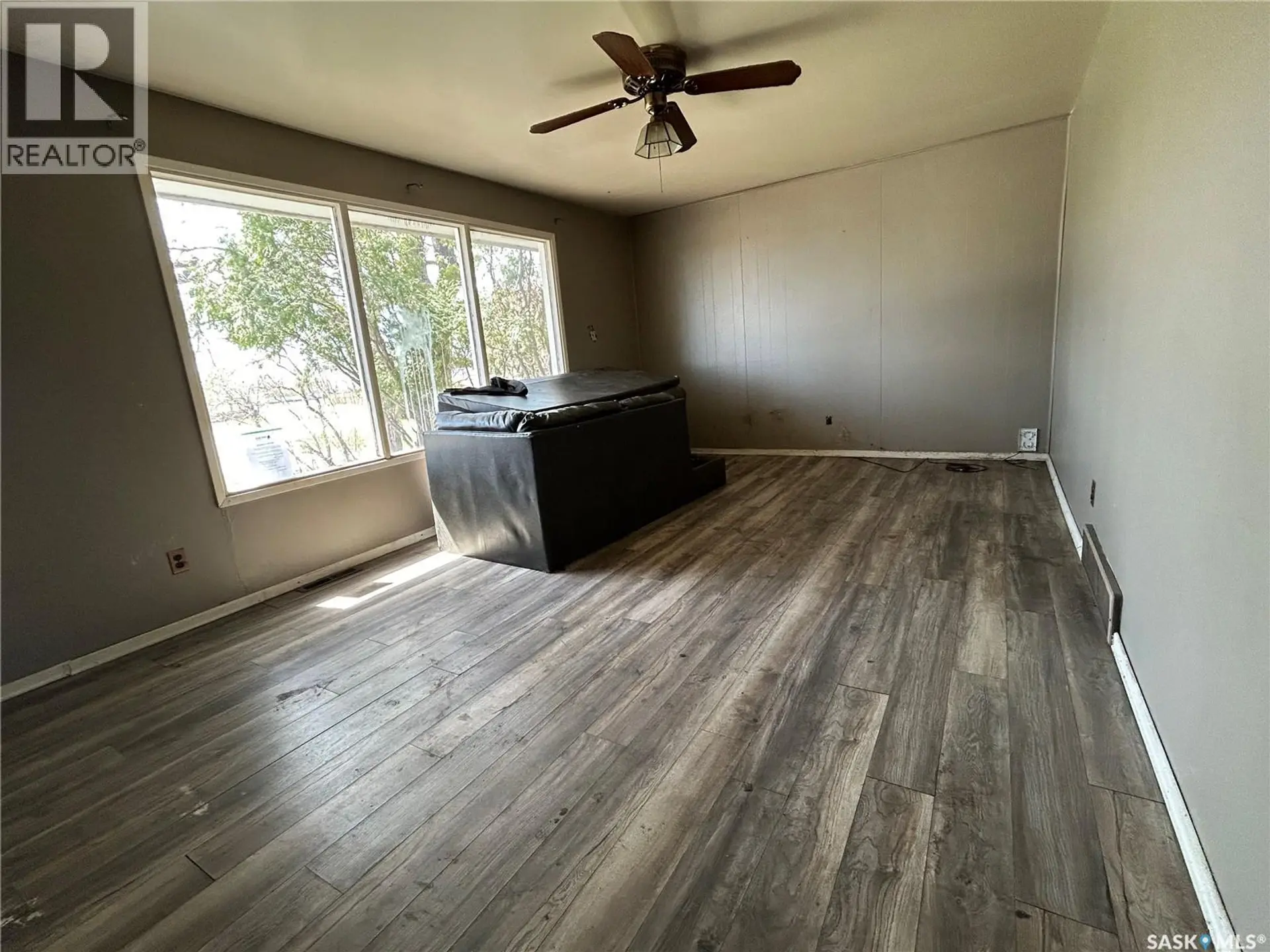 825 Valley STREET - Image 6
