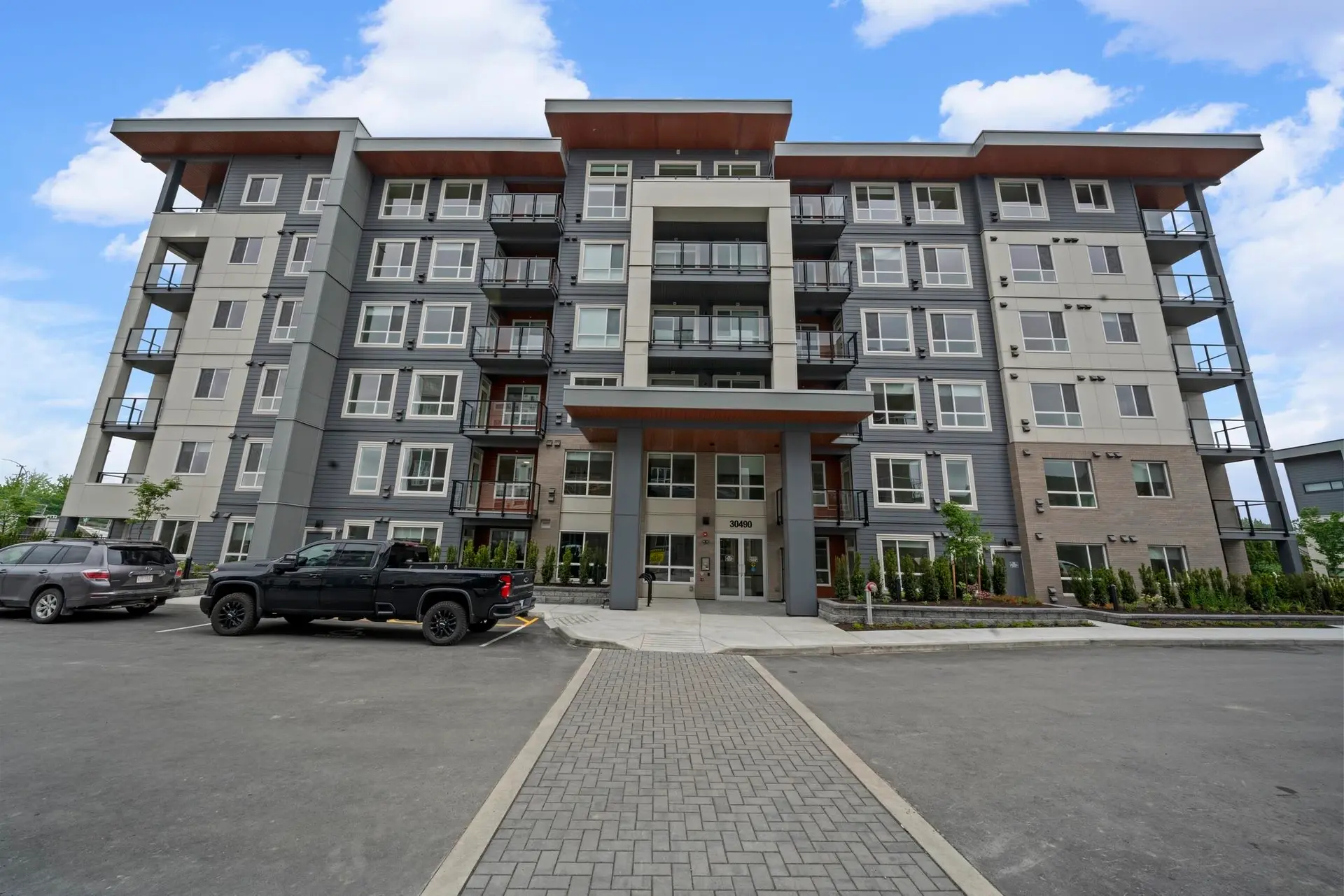 Property at #313 30490 Cardinal Avenue, Abbotsford, BC