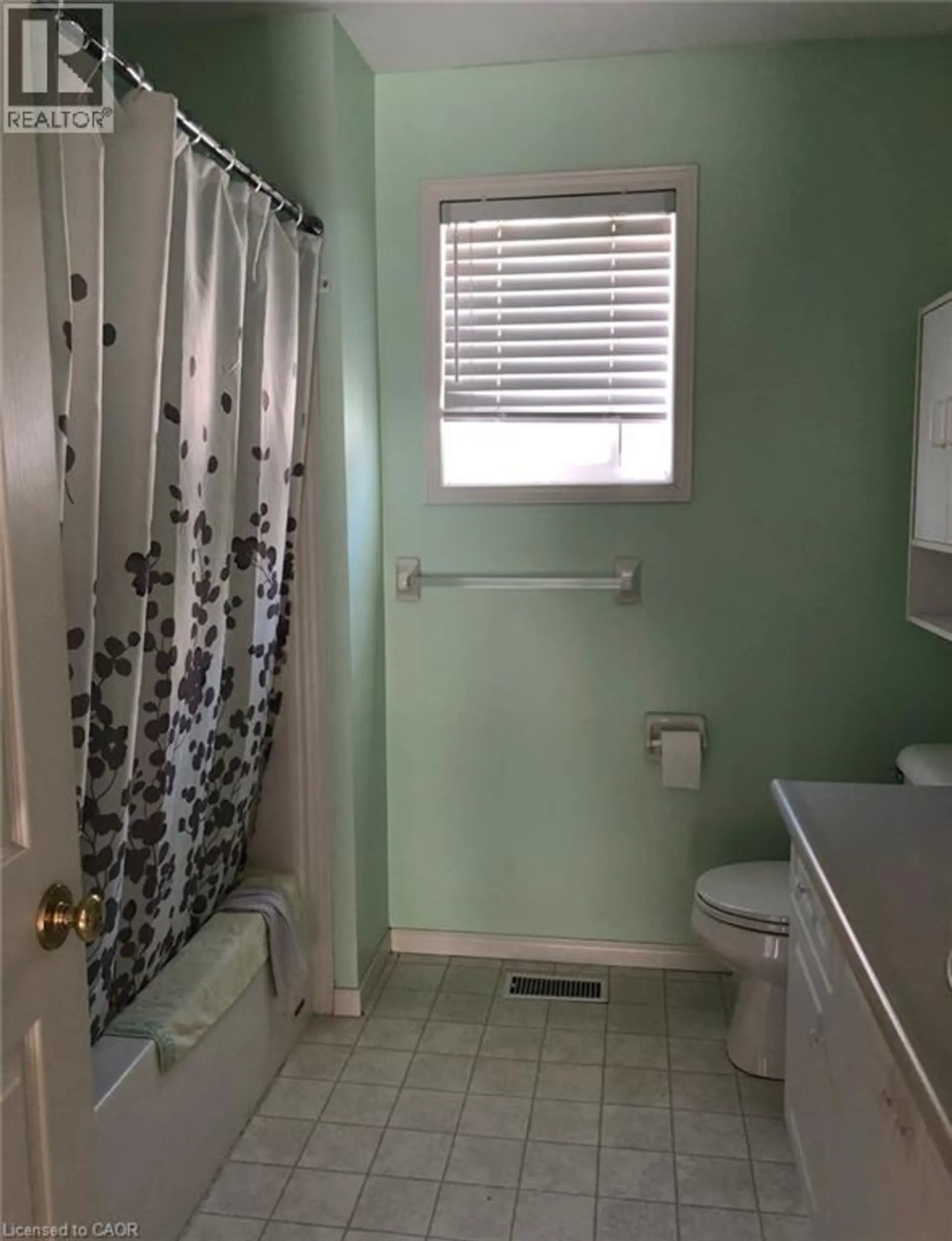 350 HAVENDALE Crescent - Image 10