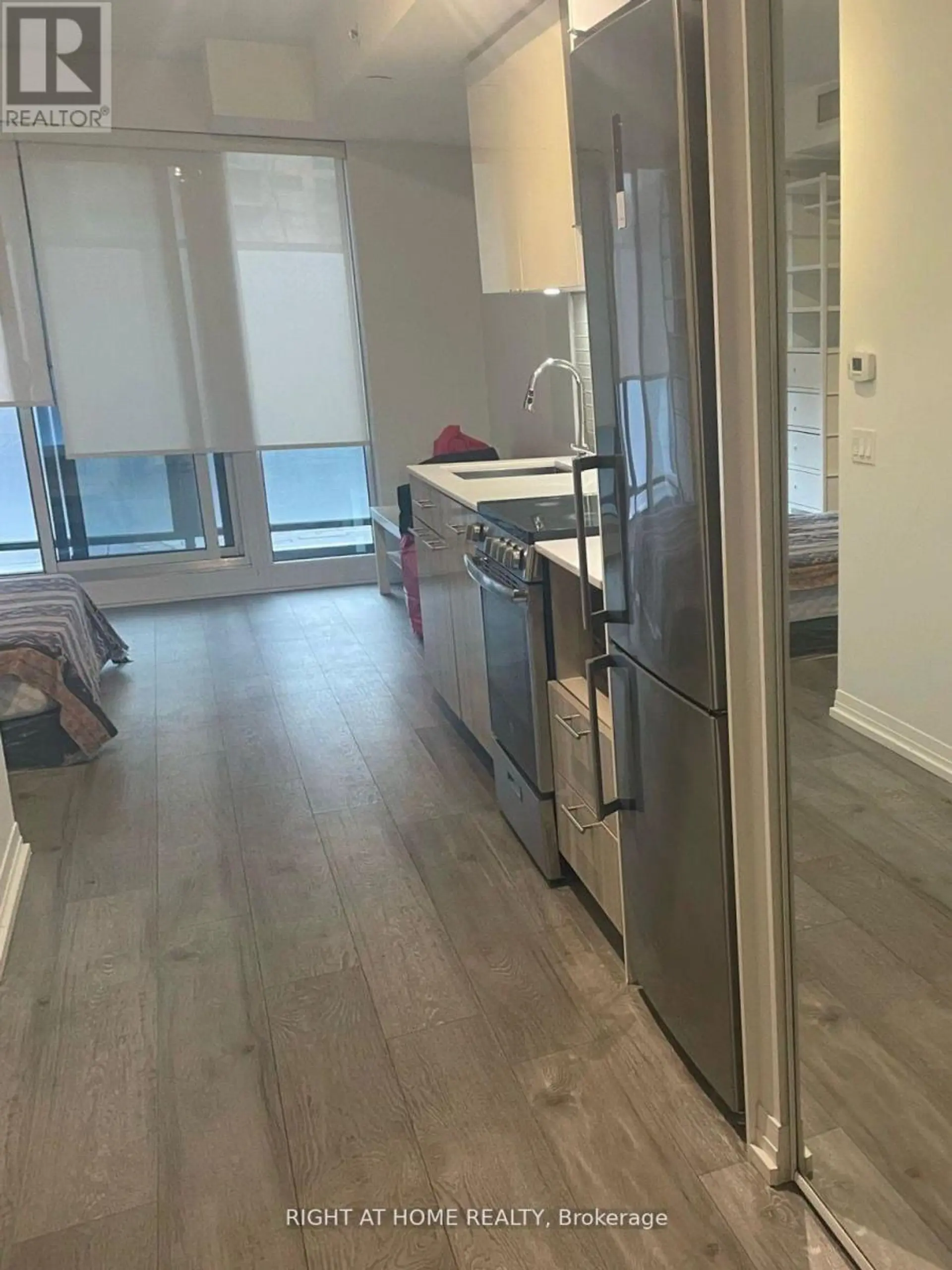 #501 251 JARVIS STREET - Image 3