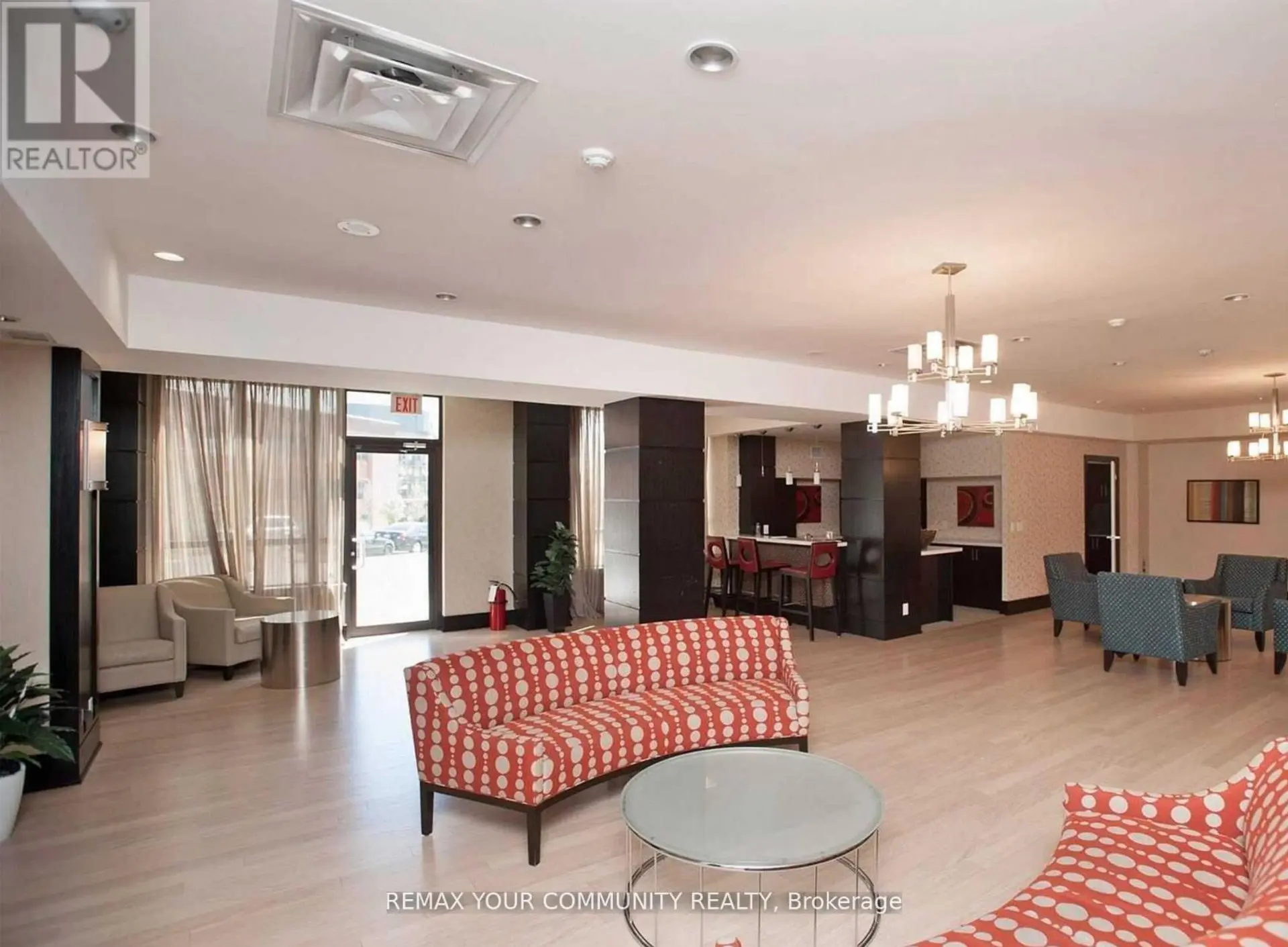 #701 55 DE BOERS DRIVE - Image 13