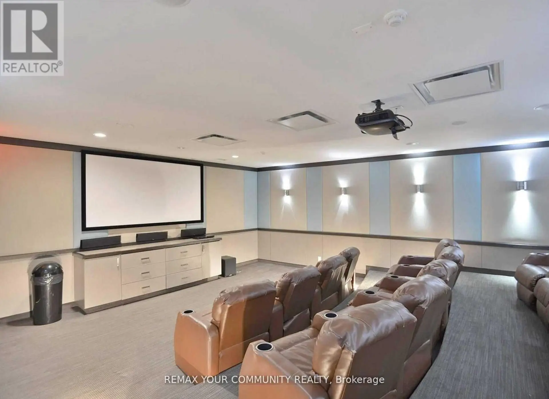 #701 55 DE BOERS DRIVE - Image 14
