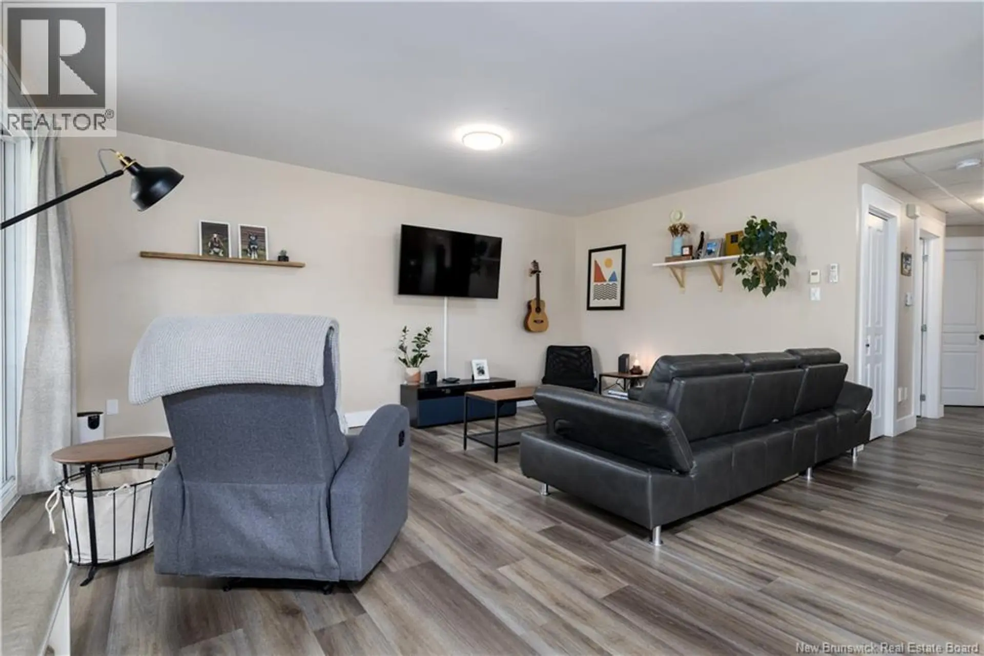 #4 31 Harrison Street - Image 10