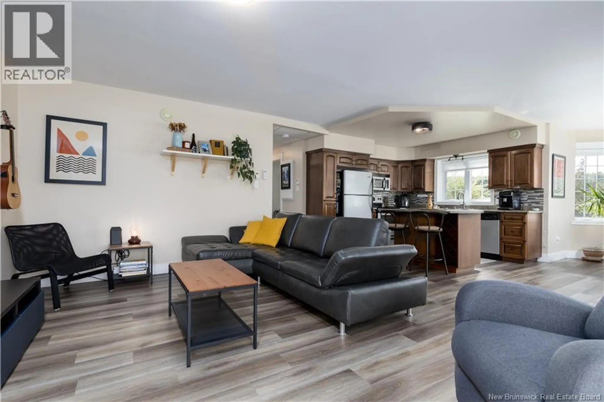 #4 31 Harrison Street - Image 9