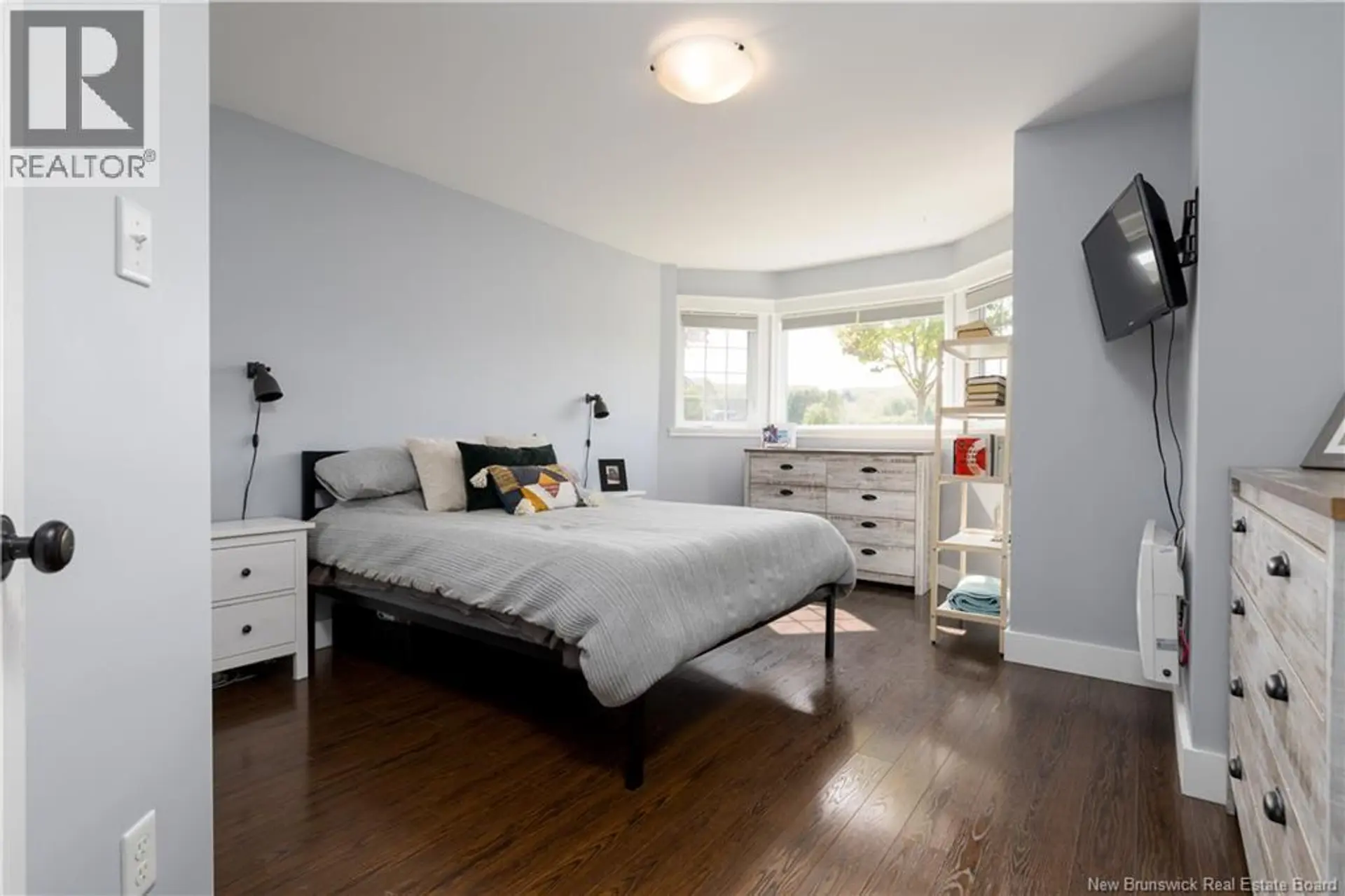 #4 31 Harrison Street - Image 11