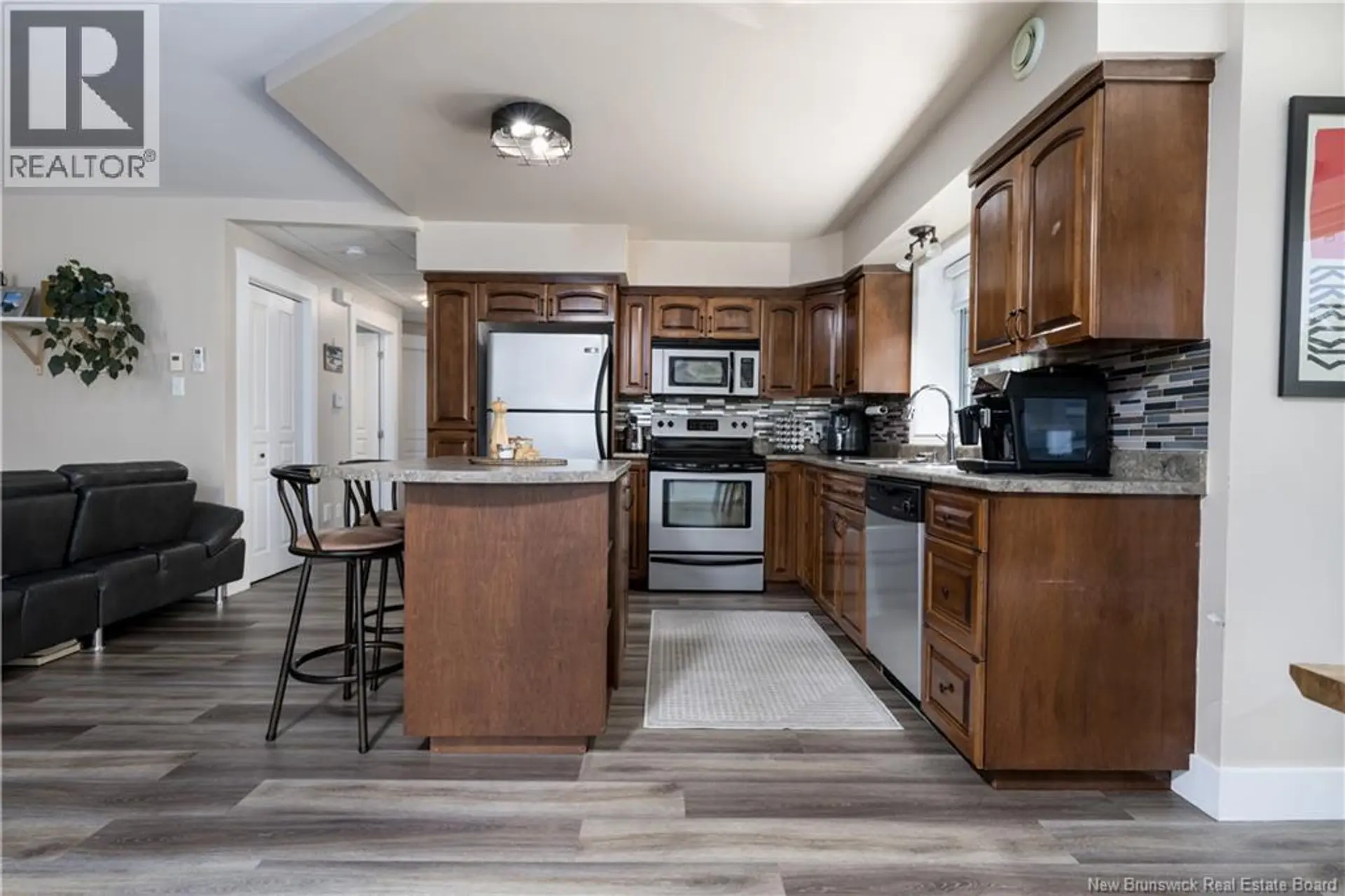 #4 31 Harrison Street - Image 4