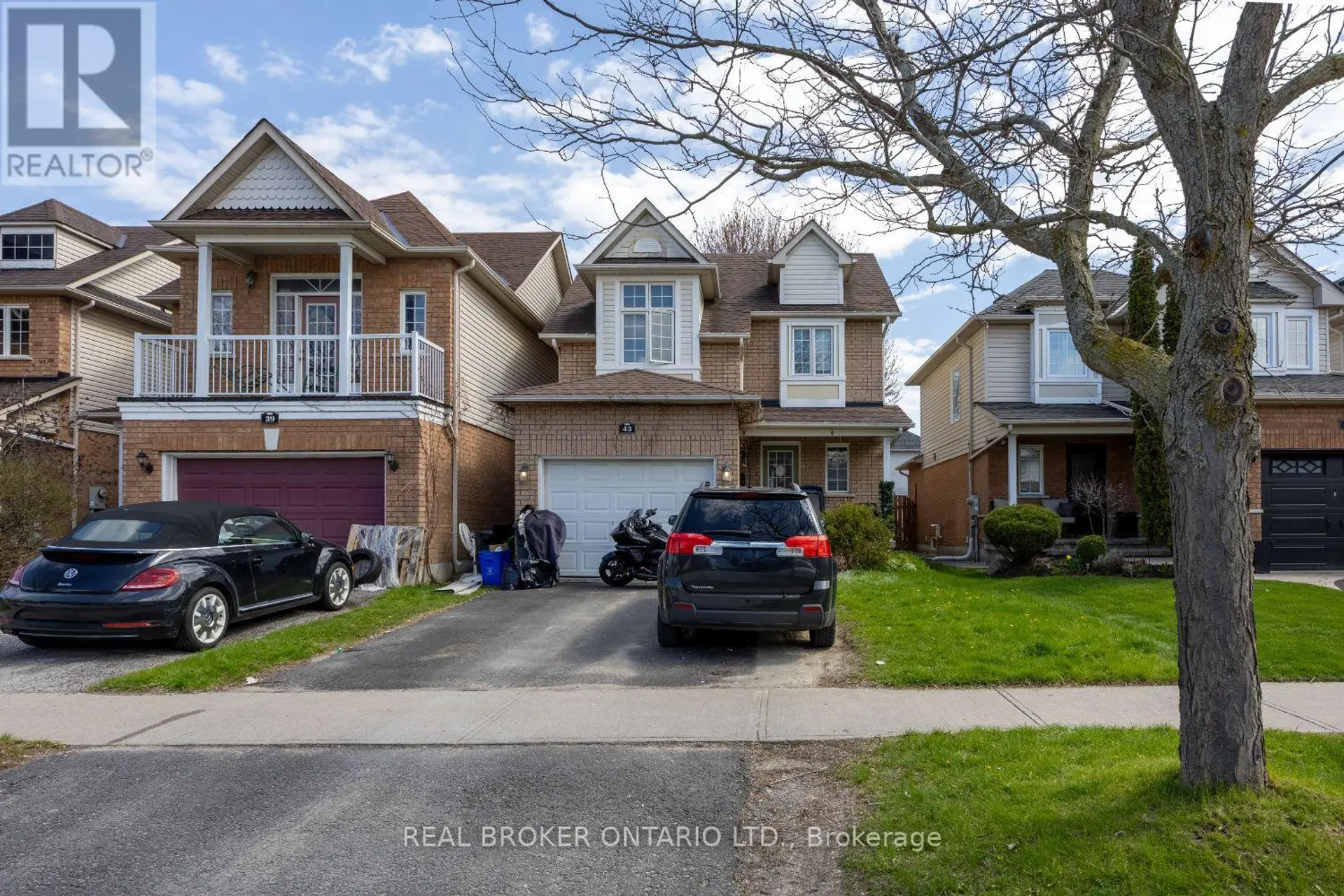 43 MADDEN PLACE - Image 2