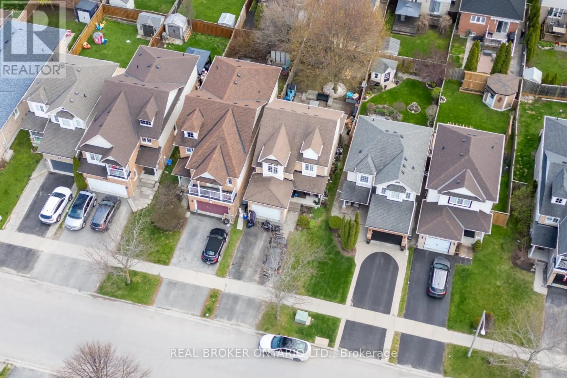 43 MADDEN PLACE - Image 3