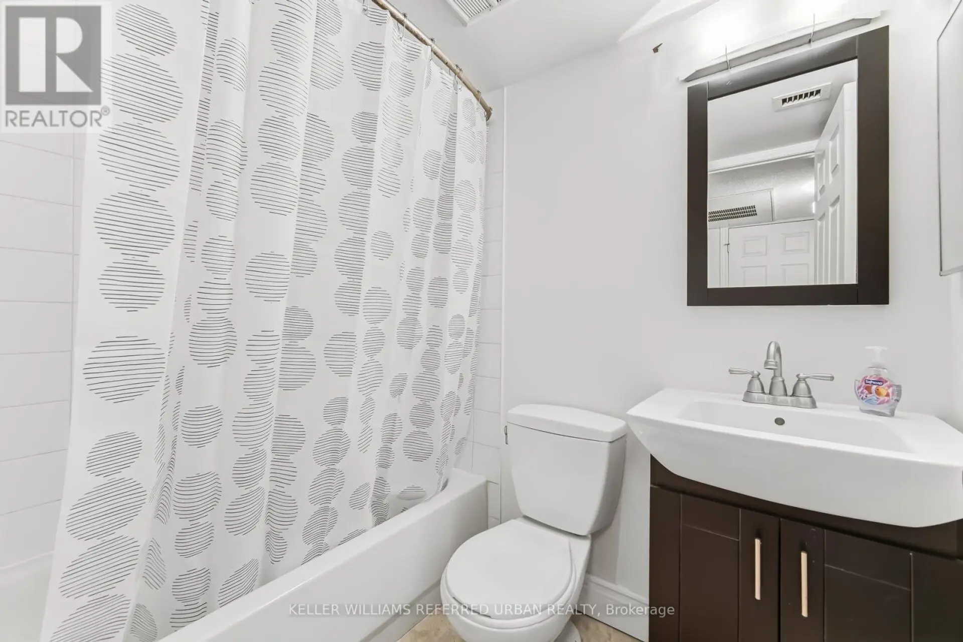 #25 83 LILLIAN STREET - Image 15