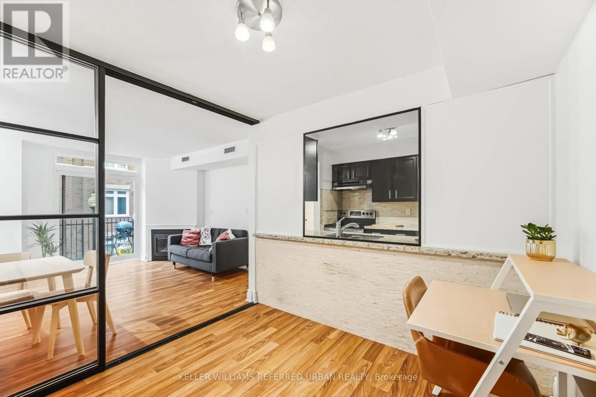 #25 83 LILLIAN STREET - Image 7