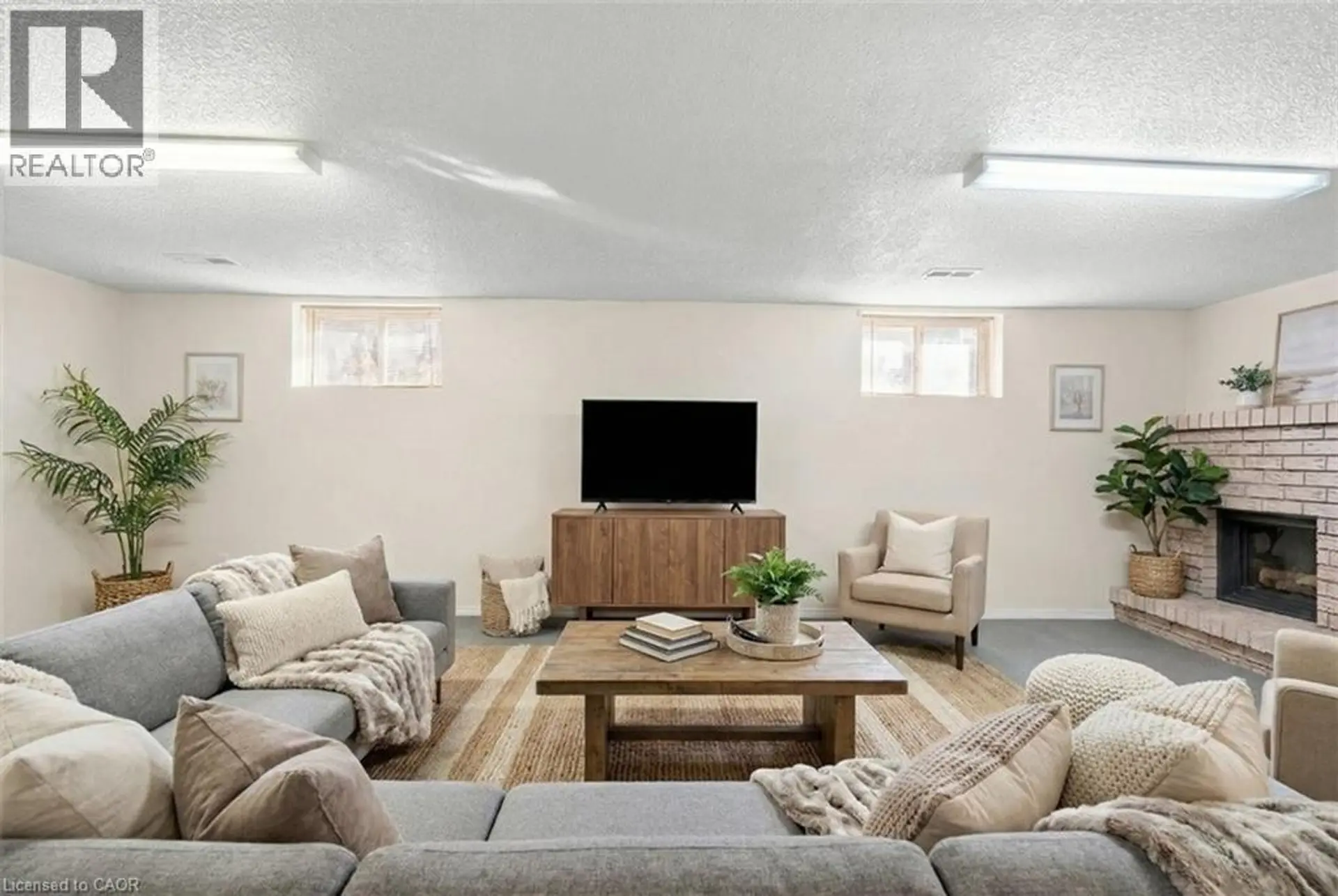 45 JUNIPER Drive - Image 4